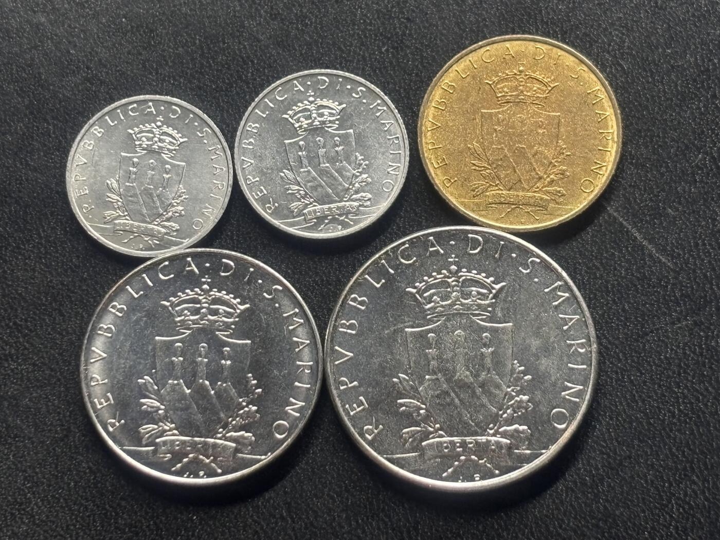 邮泉阁限时拍卖第三十四场 圣马力诺、梵蒂冈、意大利硬币专场（硬币在国外。请付邮费6元。）