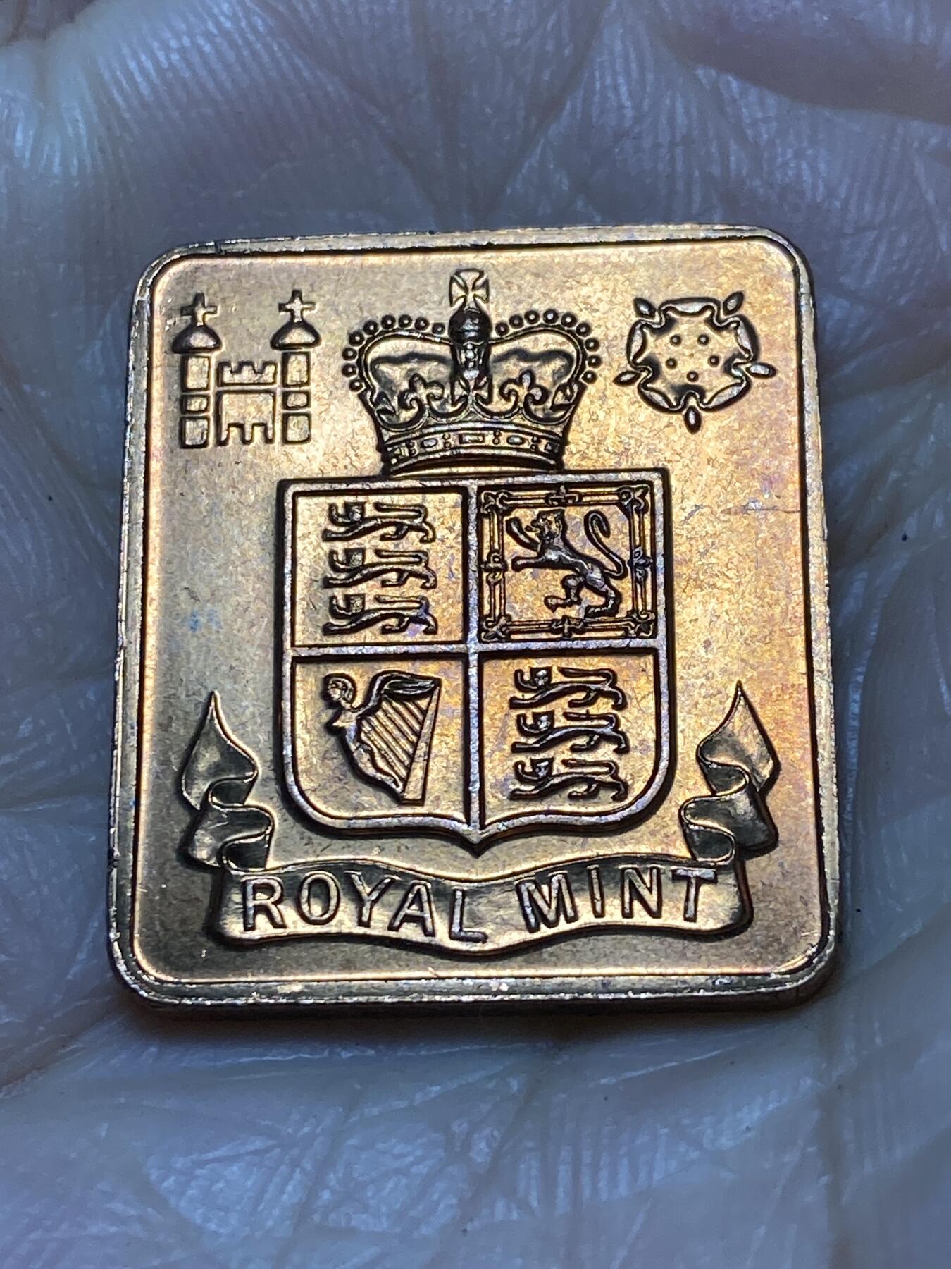 2025年第一百二十一场(总第一百四十七场）外国好品散币(免佣金) 英国🇬🇧1973年精制套币章牌