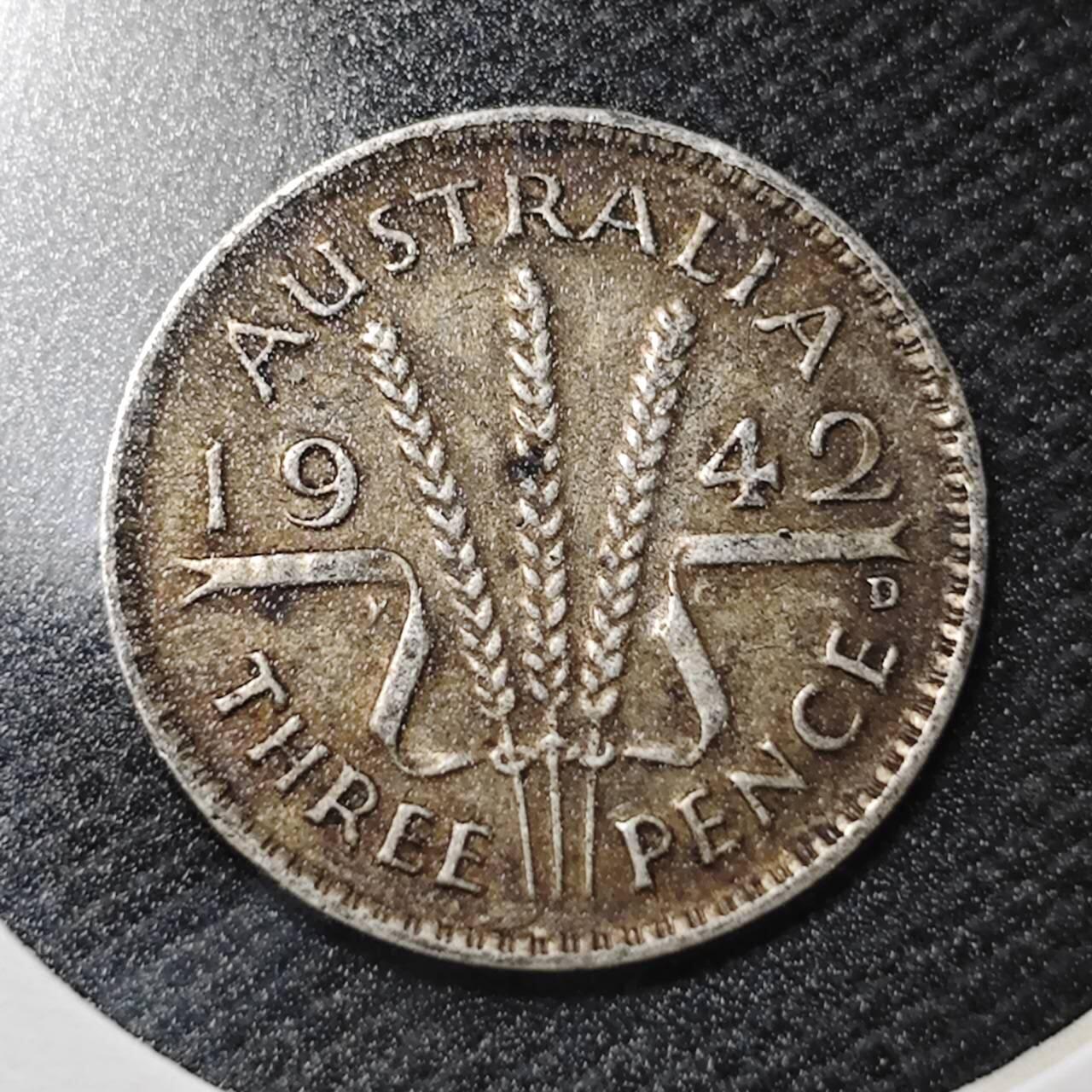 KK钱币收藏小铺  第363场  2月预留时间 周末发货  1942澳大利亚3便士银币