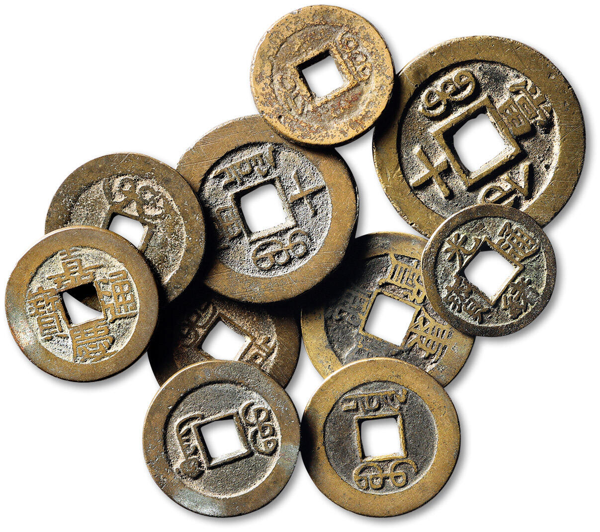 泓盛2025年秋季拍卖会 古泉 清钱一组十枚，尺寸不一，内含：（1）“嘉庆通宝”、“乾隆通宝”宝泉局小平钱各二枚；（2）“咸丰重宝”宝苏局当十一枚，边有裂；（3）“光绪重宝”宝泉局当十一枚；（4）“光绪通宝”宝河局背上月下星、宝福局小平各一枚，前者小裂；（5）“道光通宝”宝广局小平一枚，小裂；（6）“康熙通宝”背满汉文“福”套子钱一枚，美品至极美品