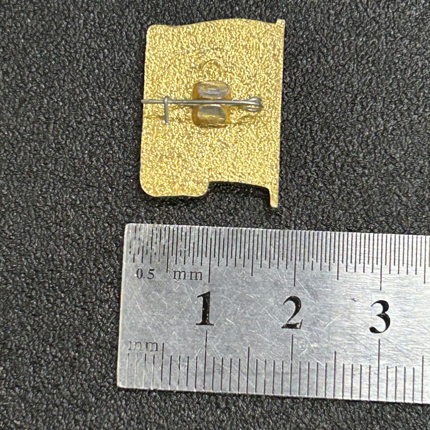 西秦中古拍卖第六十四期 苏联乌克兰村镇级苏维埃证章