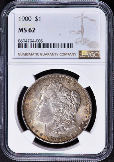 【俄甄集藏】2025年(044)11-12星期三晚 19:30 全场包邮 - 美国1900年摩根1美元大银币，NGC MS62，双面黄油五彩，转光品相