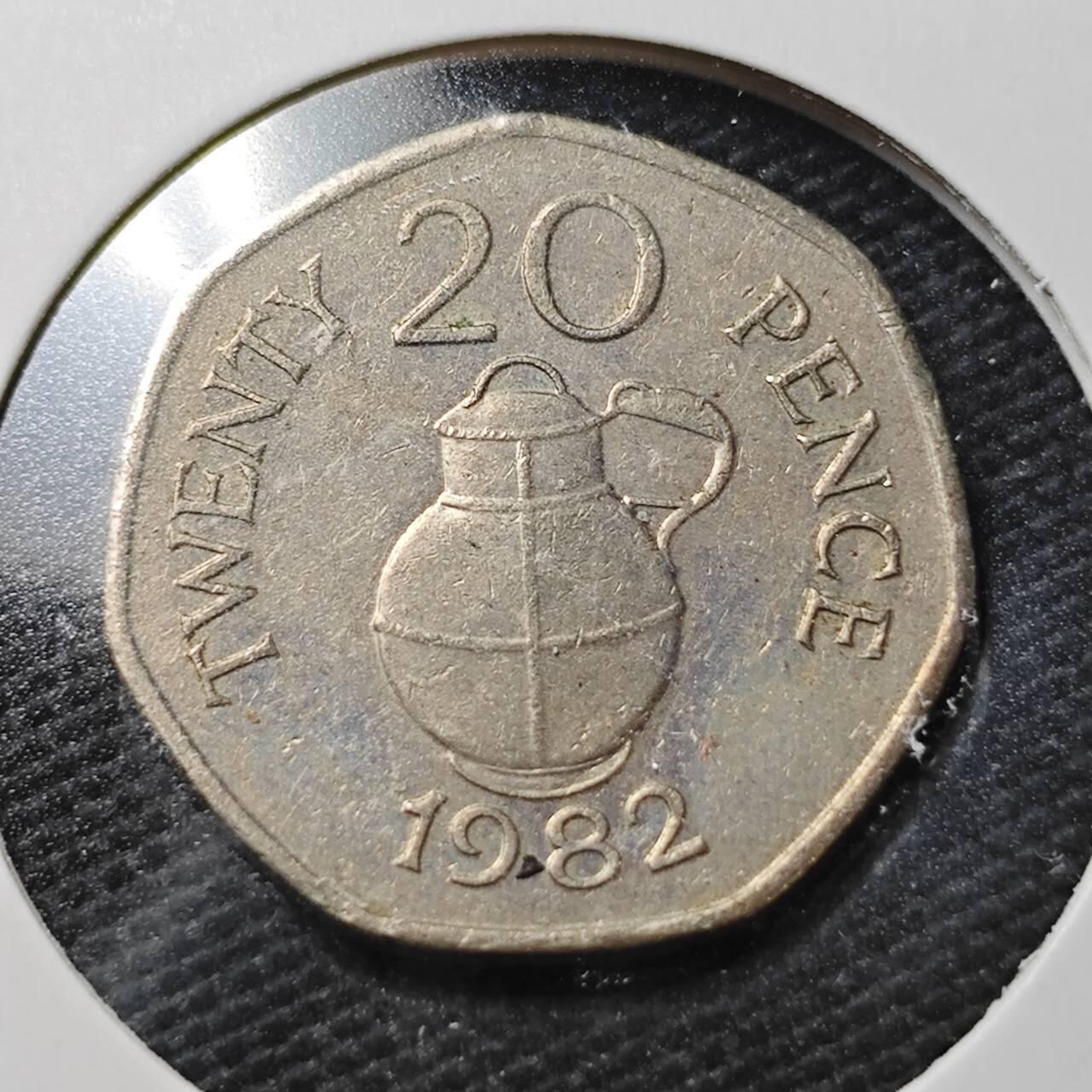 KK钱币收藏小铺  第362场  2月预留时间 周末发货  1982根西20分