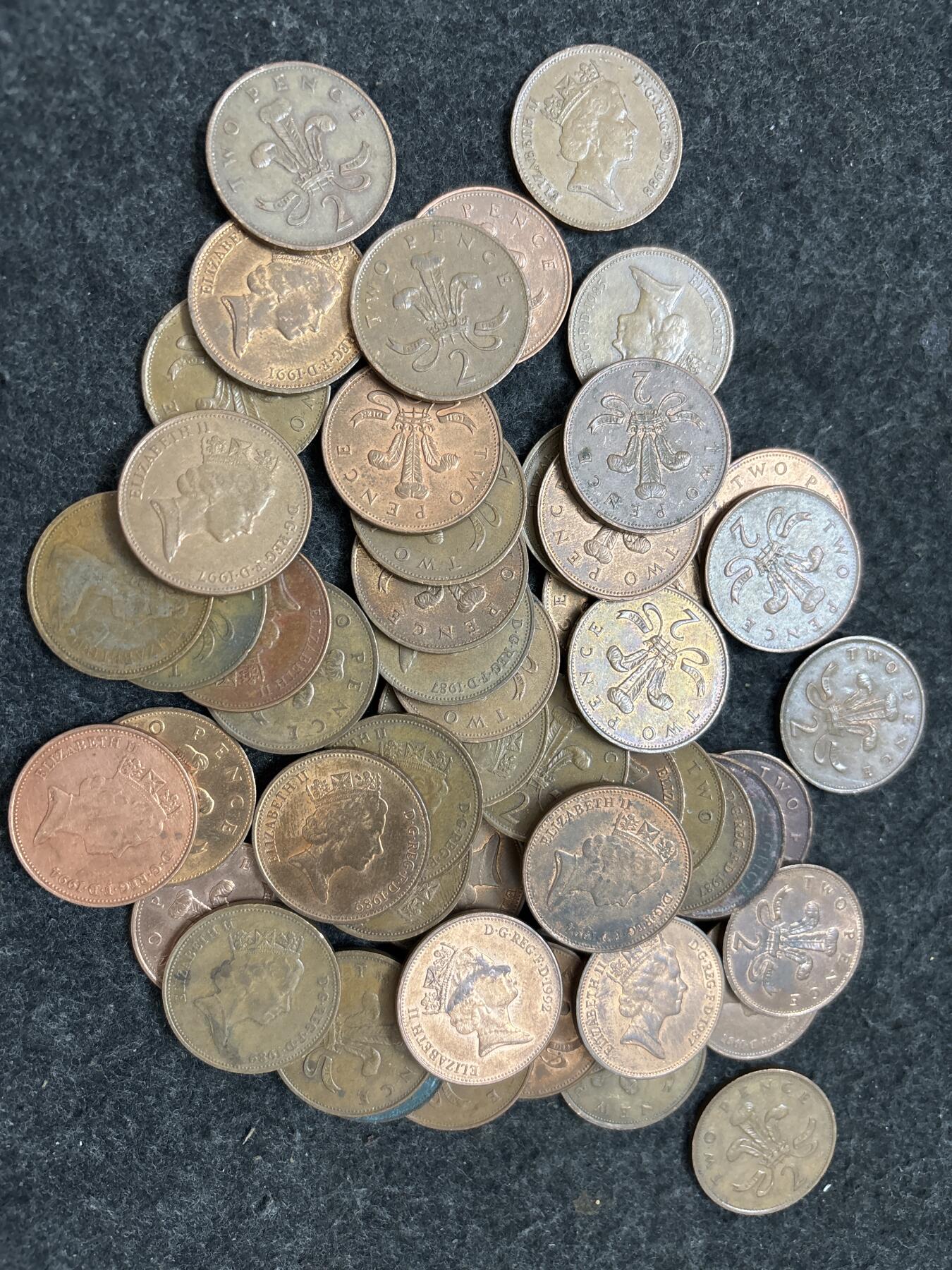 文馨钱币收藏第 278 场，银元，纸币，铜章场 长期接收代拍品 英国女王 2 便士 52 枚