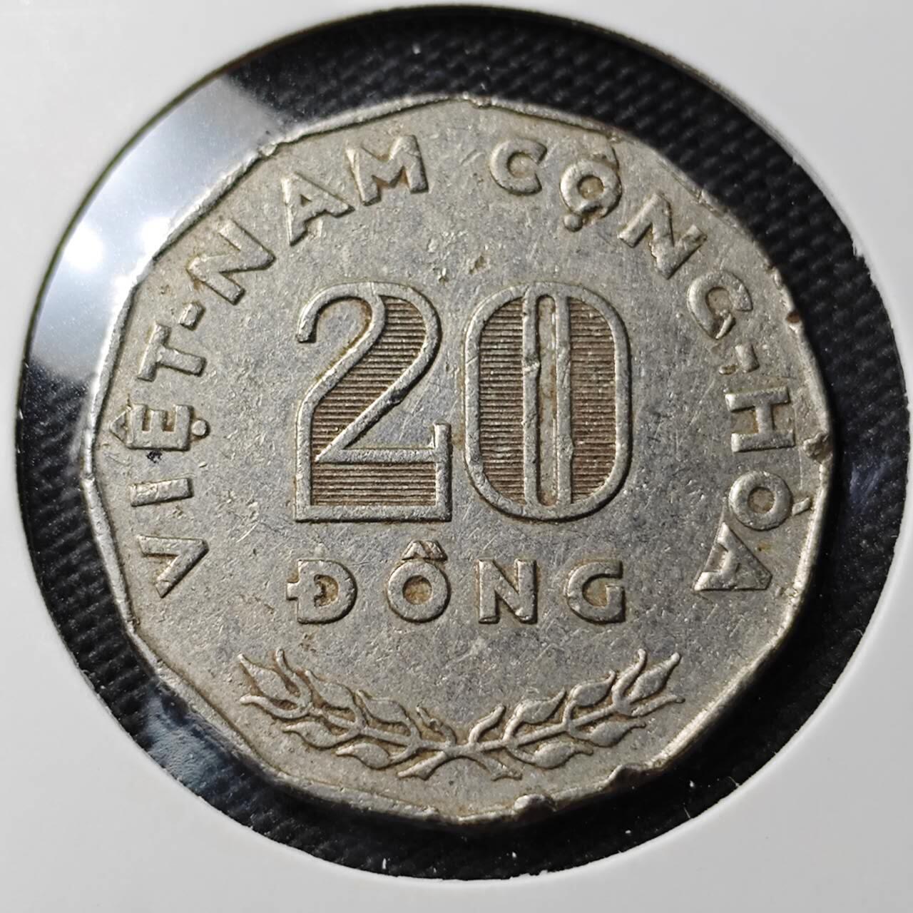 KK钱币收藏小铺  第363场  2月预留时间 周末发货   1968南越20盾纪念币