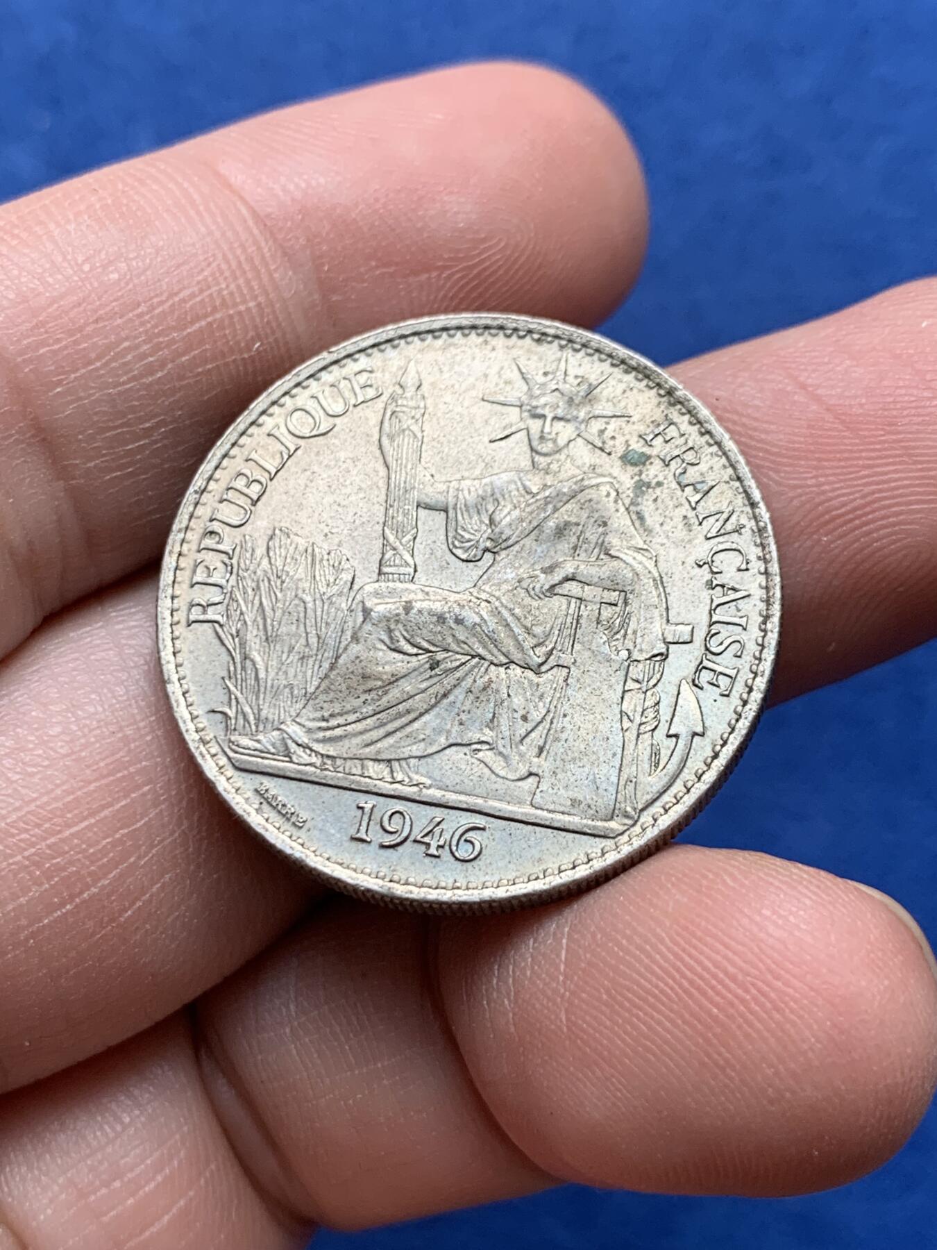 《竞宝斋》第434场 周日，周一2场连拍 （全场包邮） 法属印支1946年小坐洋女神50分