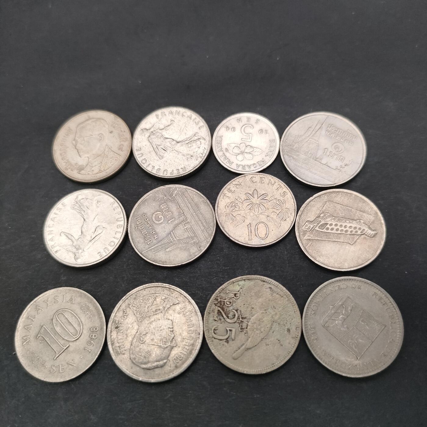 猩哥外币小铺➨【第200场】 硬币12个