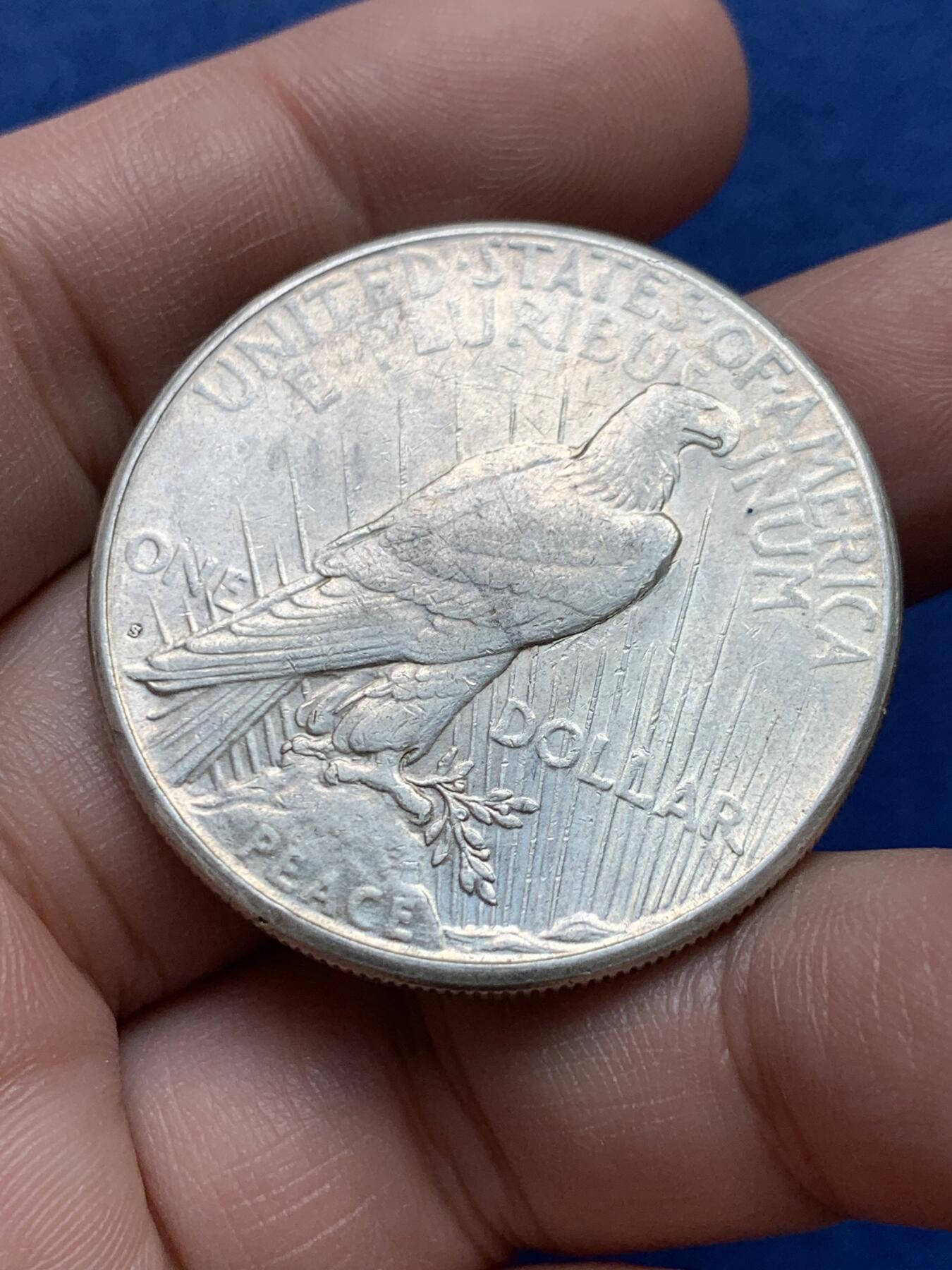 《竞宝斋》第434场 周日，周一2场连拍 （全场包邮） 美国1922年和平1美元银元