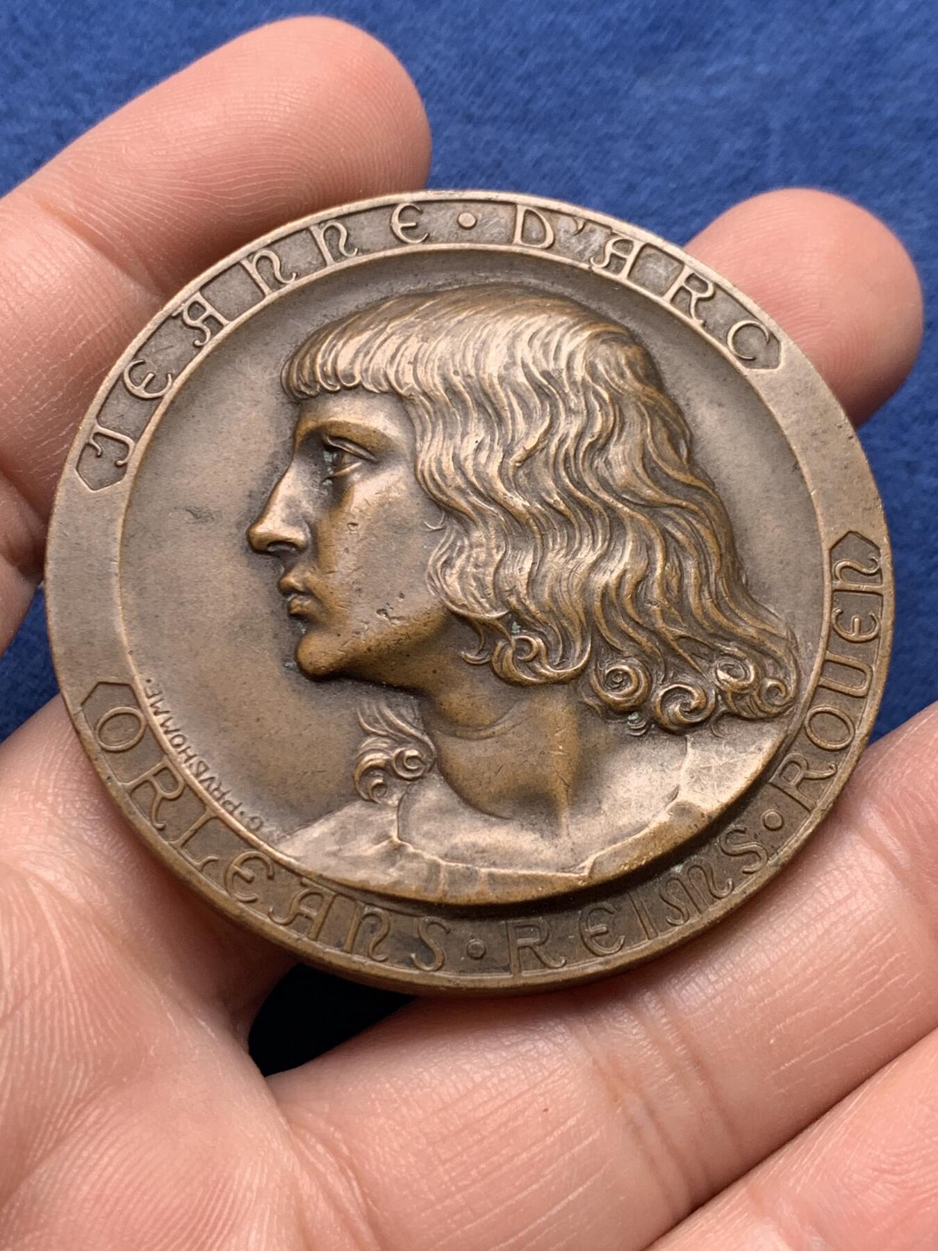 《竞宝斋》第434场 周日，周一2场连拍 （全场包邮） 法国贞德号邮轮纪念铜章 62.1克 50mm 铜标边铭 整体高浮雕 工艺精细