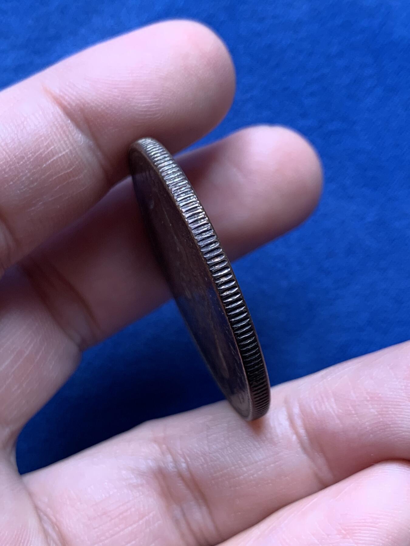 《竞宝斋》第434场 周日，周一2场连拍 （全场包邮） 厄瓜多尔 1944年 方便面头 5苏克雷 银币