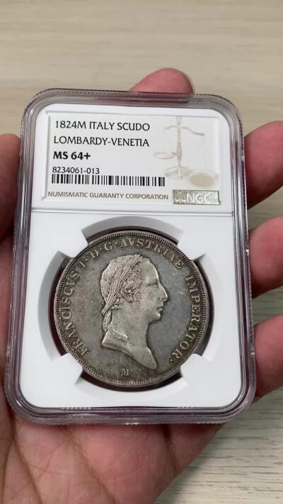 万国钱币拍卖第054期