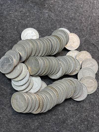 文馨钱币收藏第 278 场，银元，纸币，铜章场 长期接收代拍品 - 英国女王时期 2 先令 79 枚