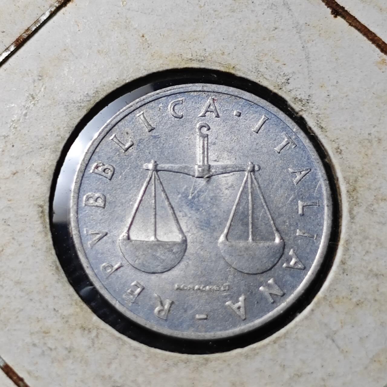 KK钱币收藏小铺  第363场  2月预留时间 周末发货  1955意大利1里拉