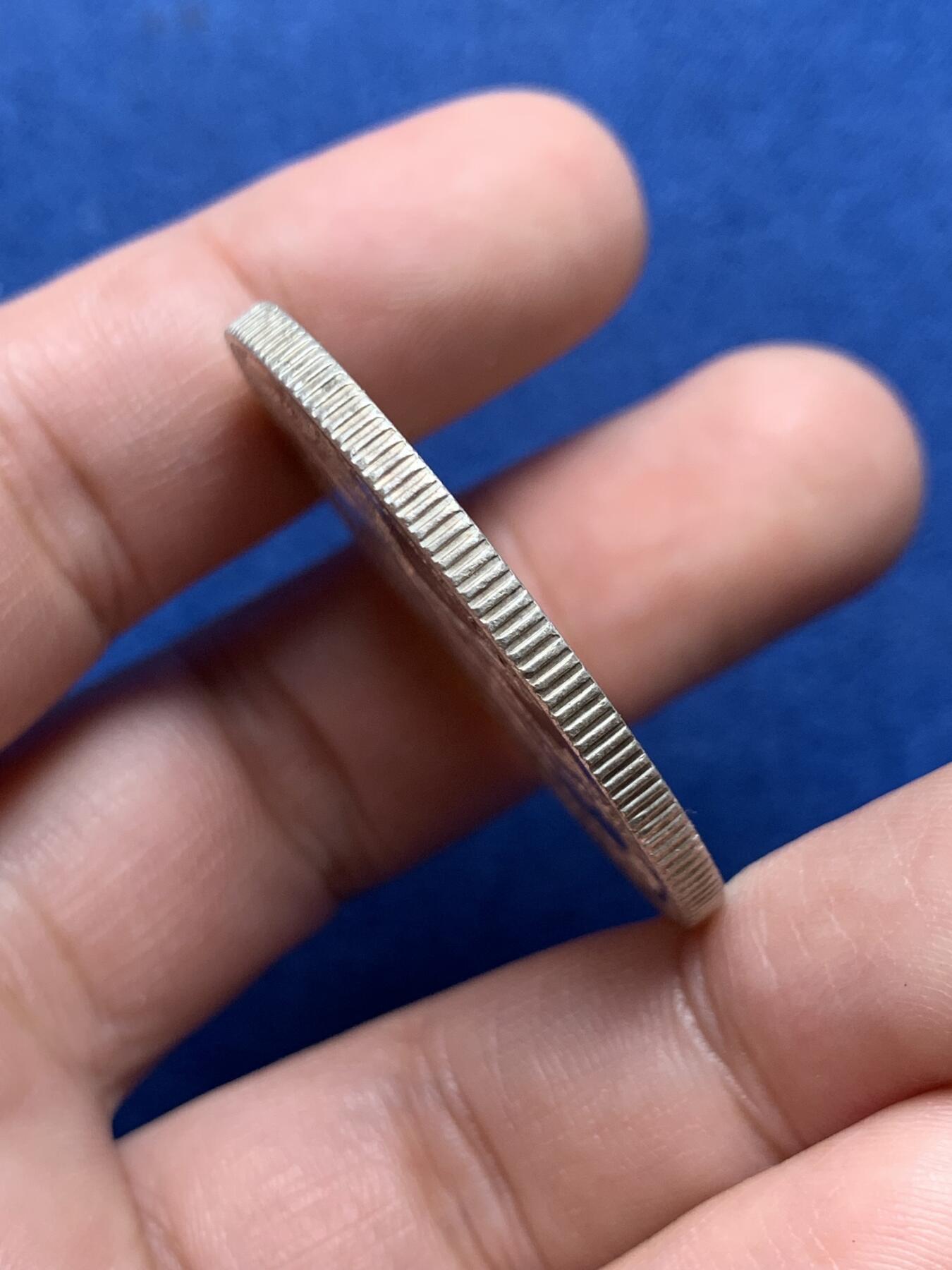 《竞宝斋》第434场 周日，周一2场连拍 （全场包邮） 法属印支1900年坐洋1皮亚斯特银币