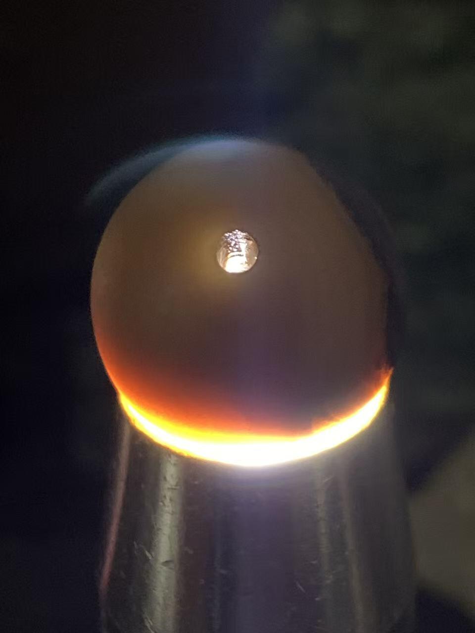 精美亚光鸡油黄战国红玛瑙原皮天眼纹2.0圆珠一个！