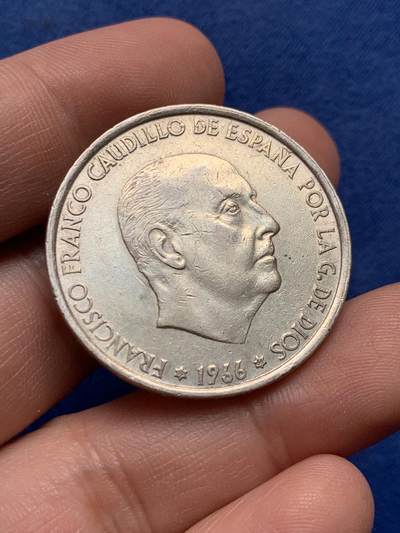 《竞宝斋》第434场 周日，周一2场连拍 （全场包邮） - 西班牙 1966年 大独裁者弗朗哥 100比塞塔 银币