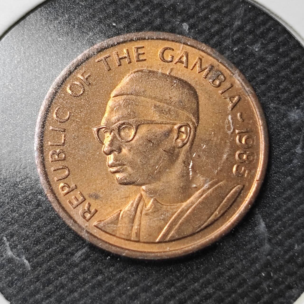 KK钱币收藏小铺  第363场  2月预留时间 周末发货  1985冈比亚1分 花生铜币 好品