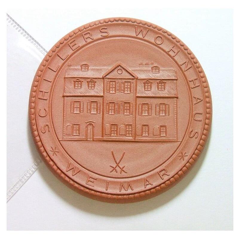 德国1900年前后 大文豪席勒及故居高浮雕精制大陶章 50MM