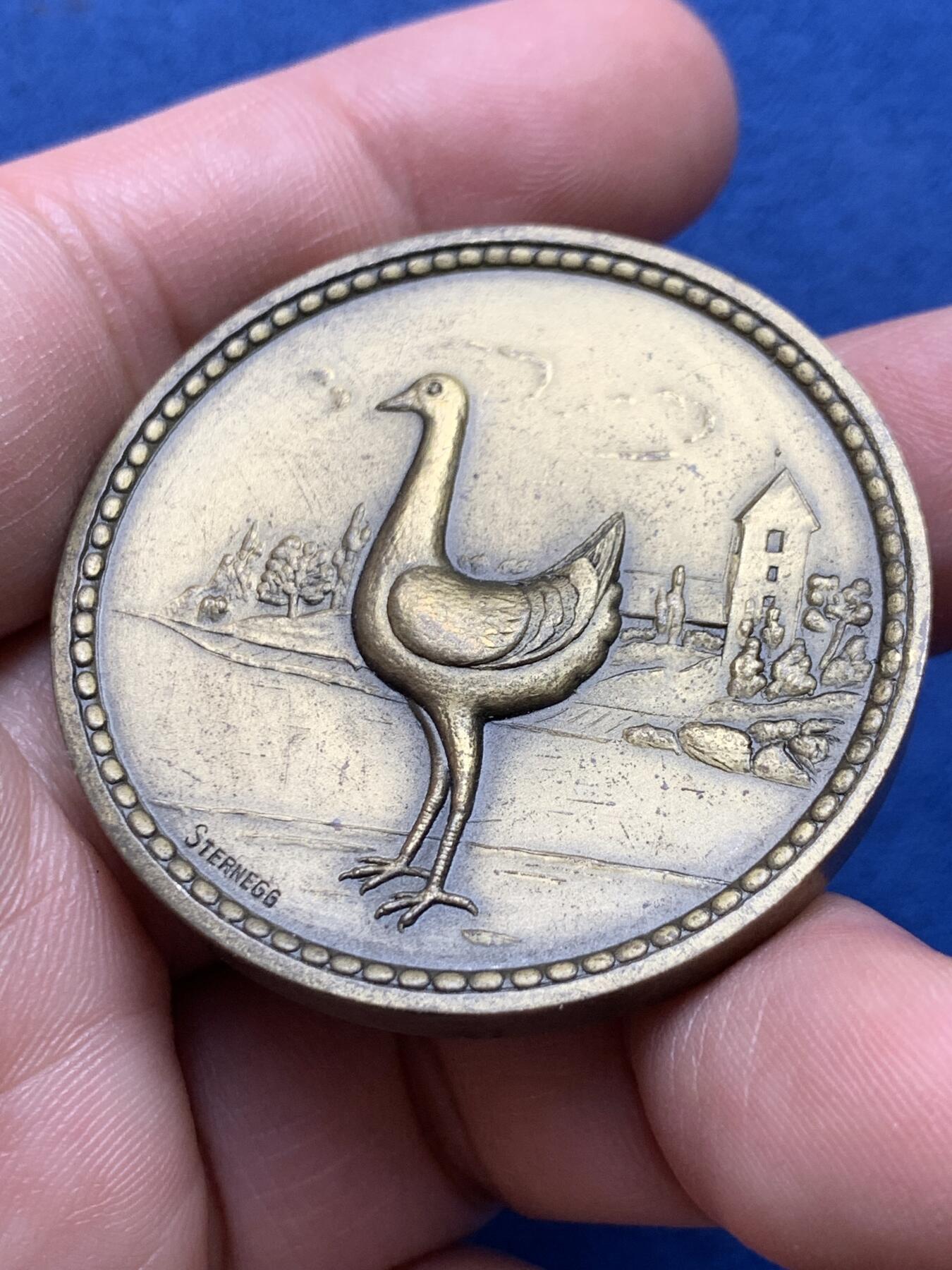 《竞宝斋》第434场 周日，周一2场连拍 （全场包邮） 瑞士 罗曼肖恩 STV 鸽子展 铜质奖章 首见品种 37.4克 43mm