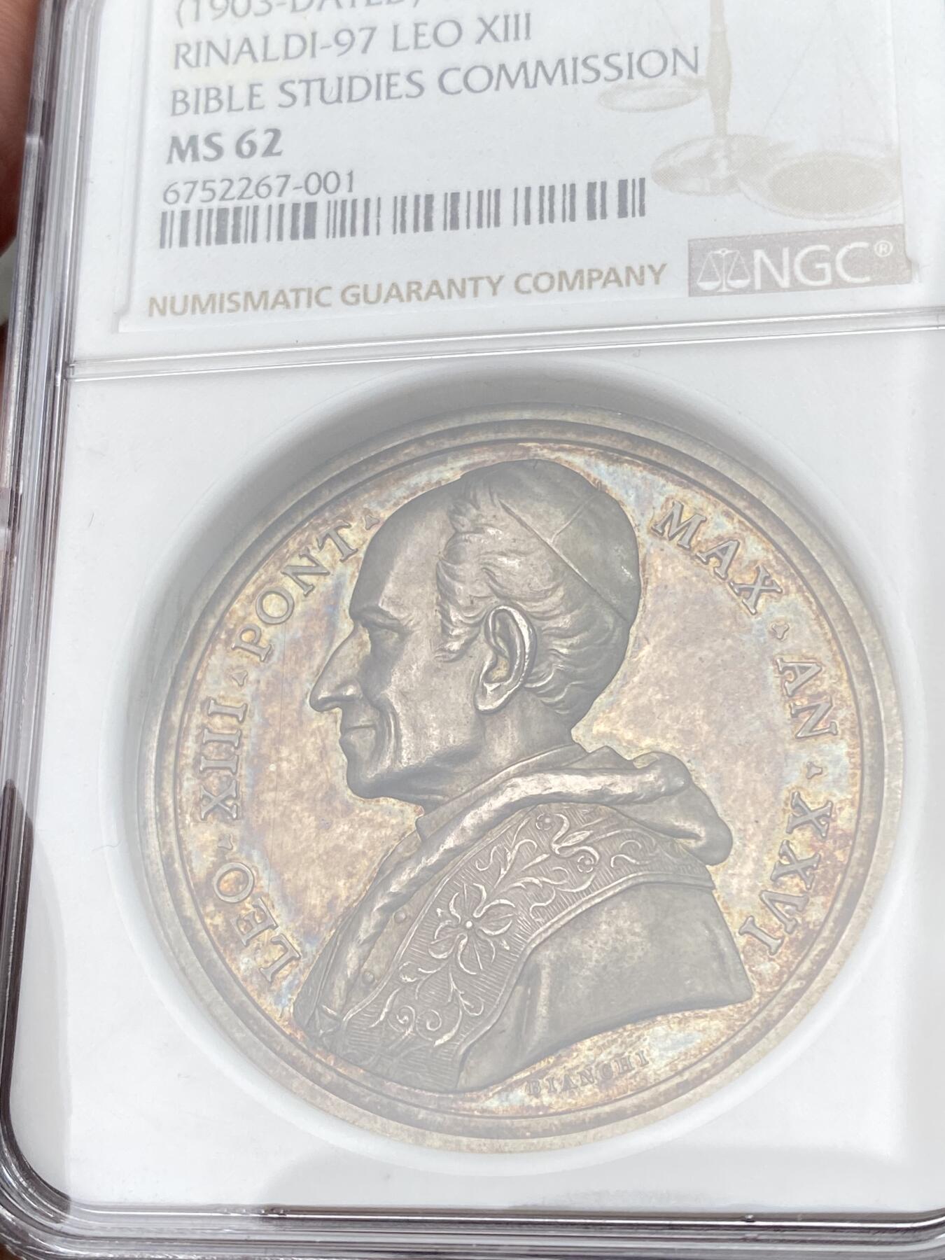 万国钱币拍卖第054期