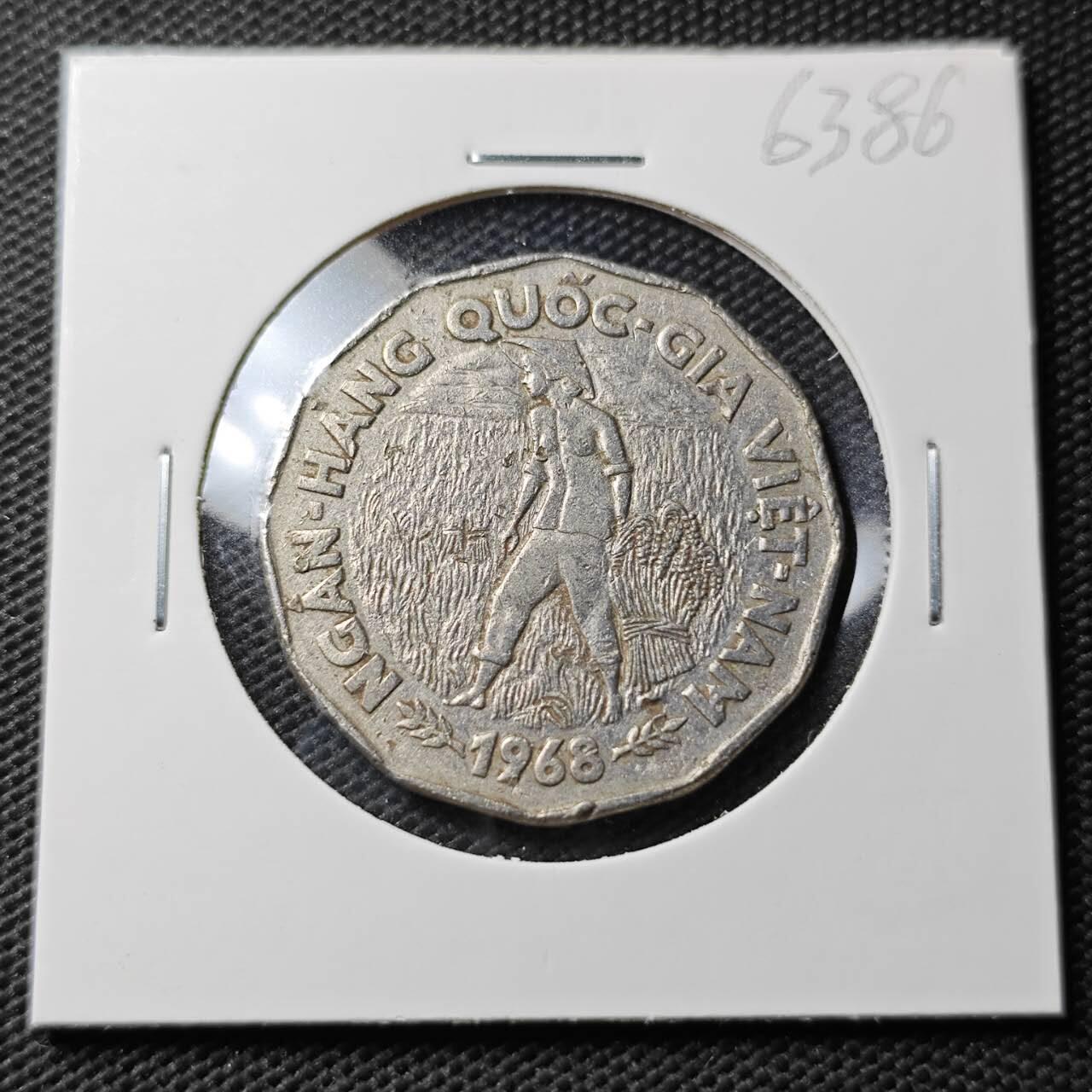 KK钱币收藏小铺  第363场  2月预留时间 周末发货   1968南越20盾纪念币