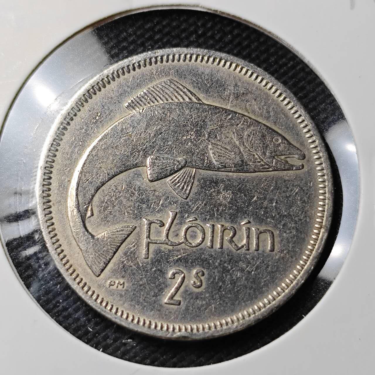 KK钱币收藏小铺  第363场  2月预留时间 周末发货  1961爱尔兰2先令