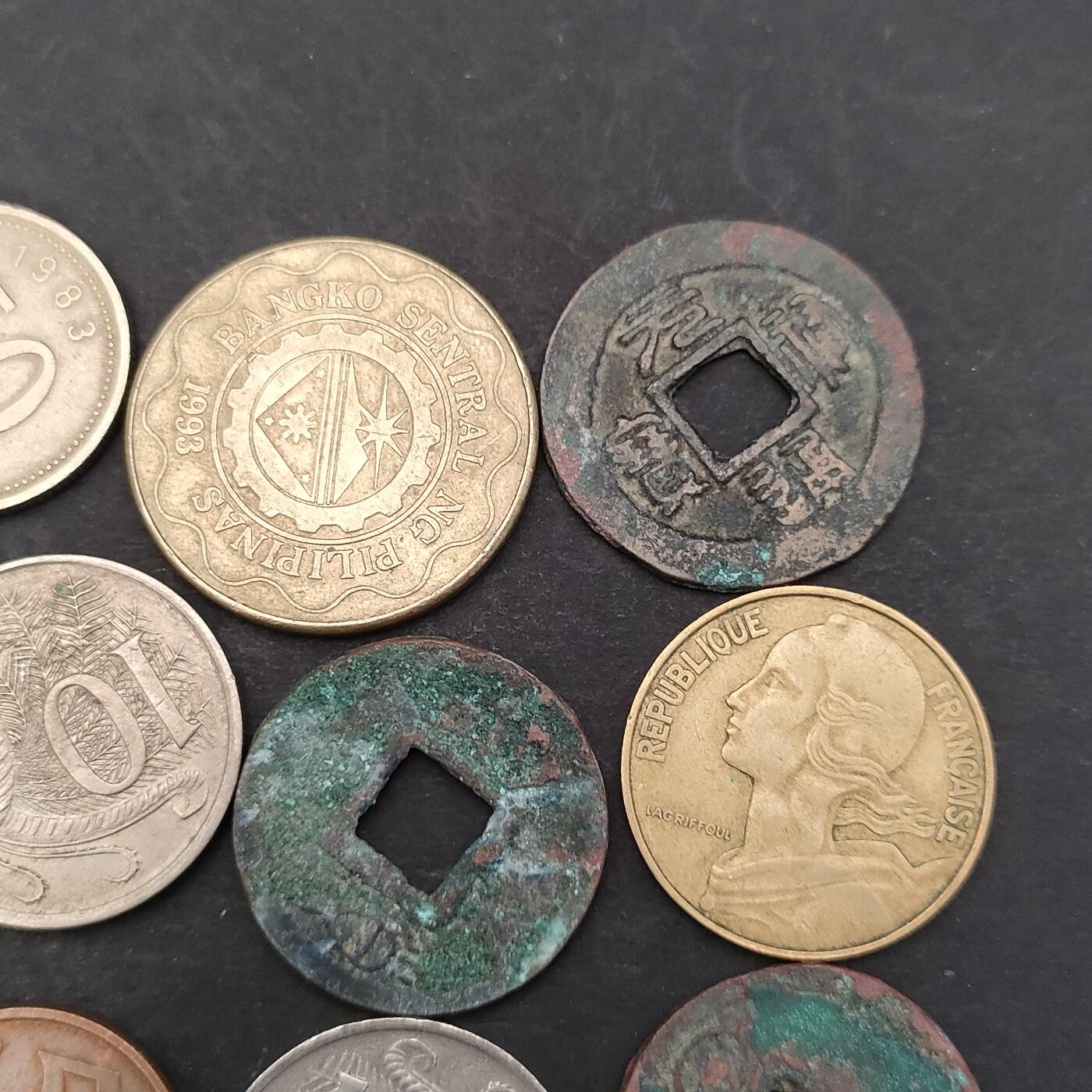 猩哥外币小铺➨【第200场】 硬币12个