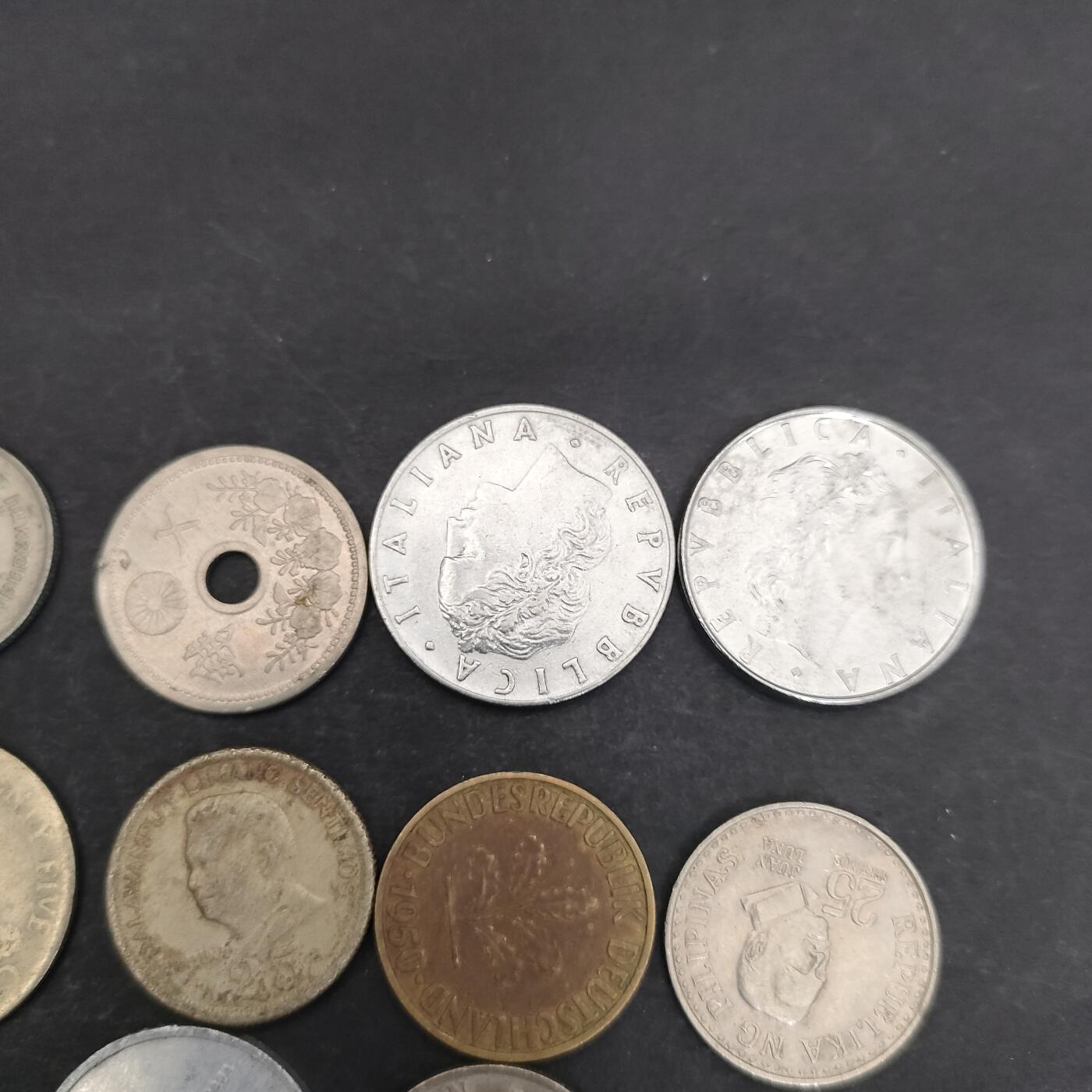 猩哥外币小铺➨【第200场】 硬币12个