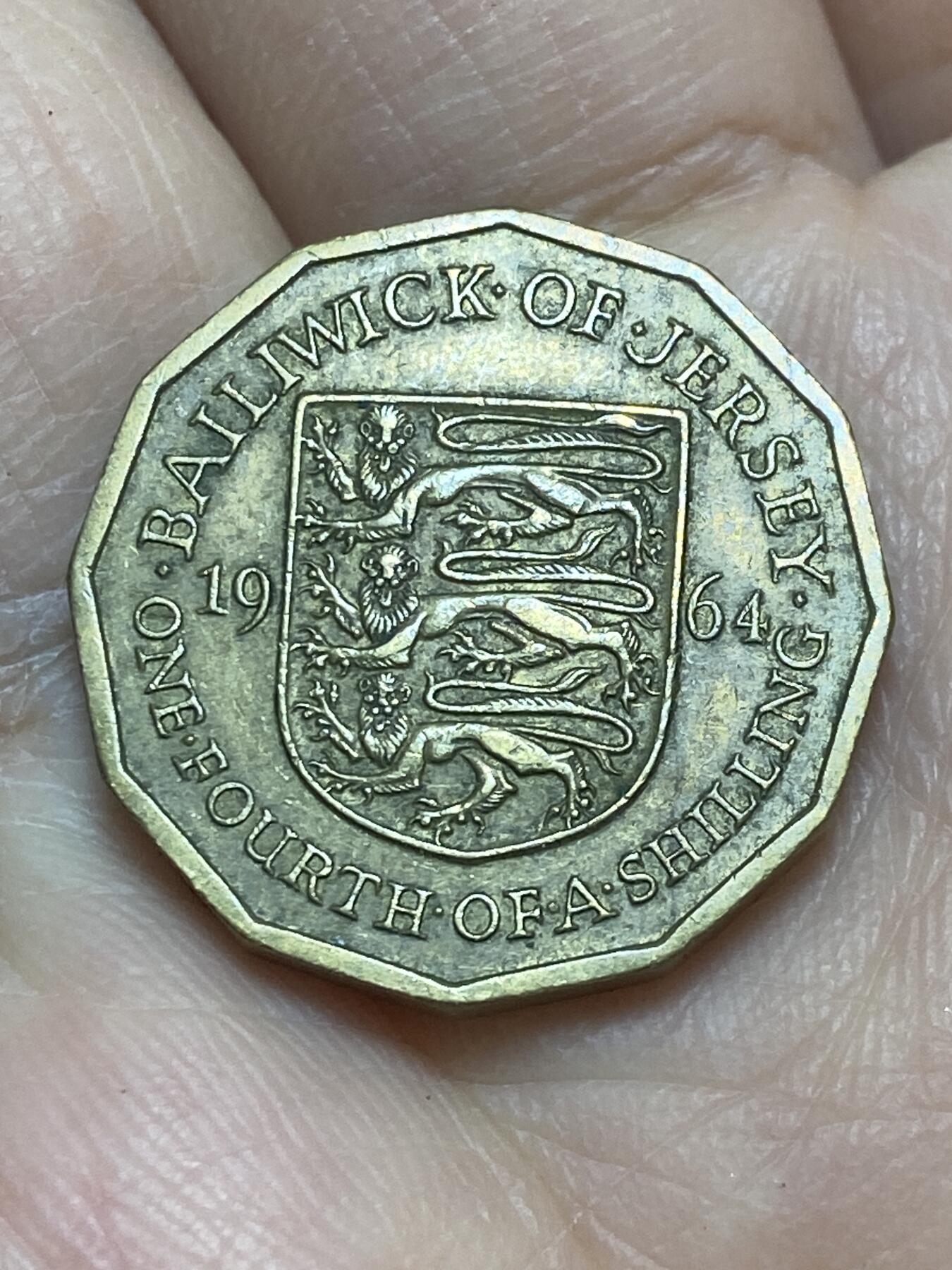 2025年第一百二十一场(总第一百四十七场）外国好品散币(免佣金) 英属泽西岛🇯🇪1964年1/4先令