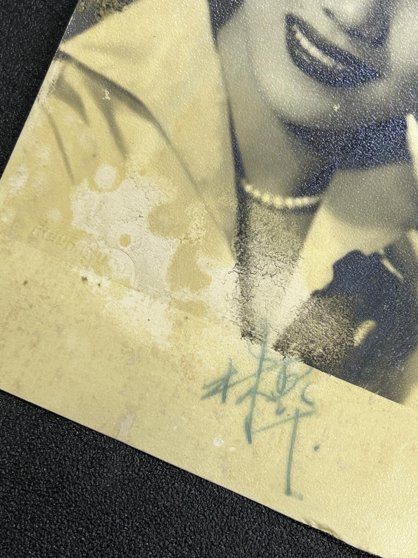 西秦中古拍卖第六十四期 香港著名演员林翠亲笔签名照 具体生平履历见图4～6