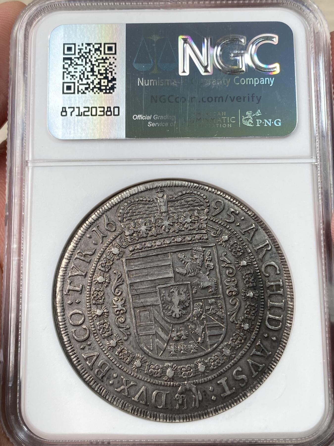 万国钱币拍卖第054期