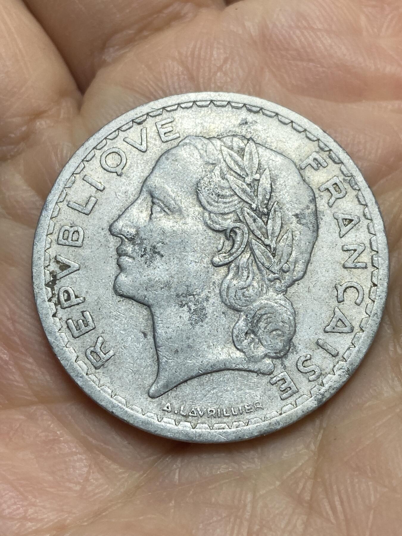 2025年第一百二十一场(总第一百四十七场）外国好品散币(免佣金)