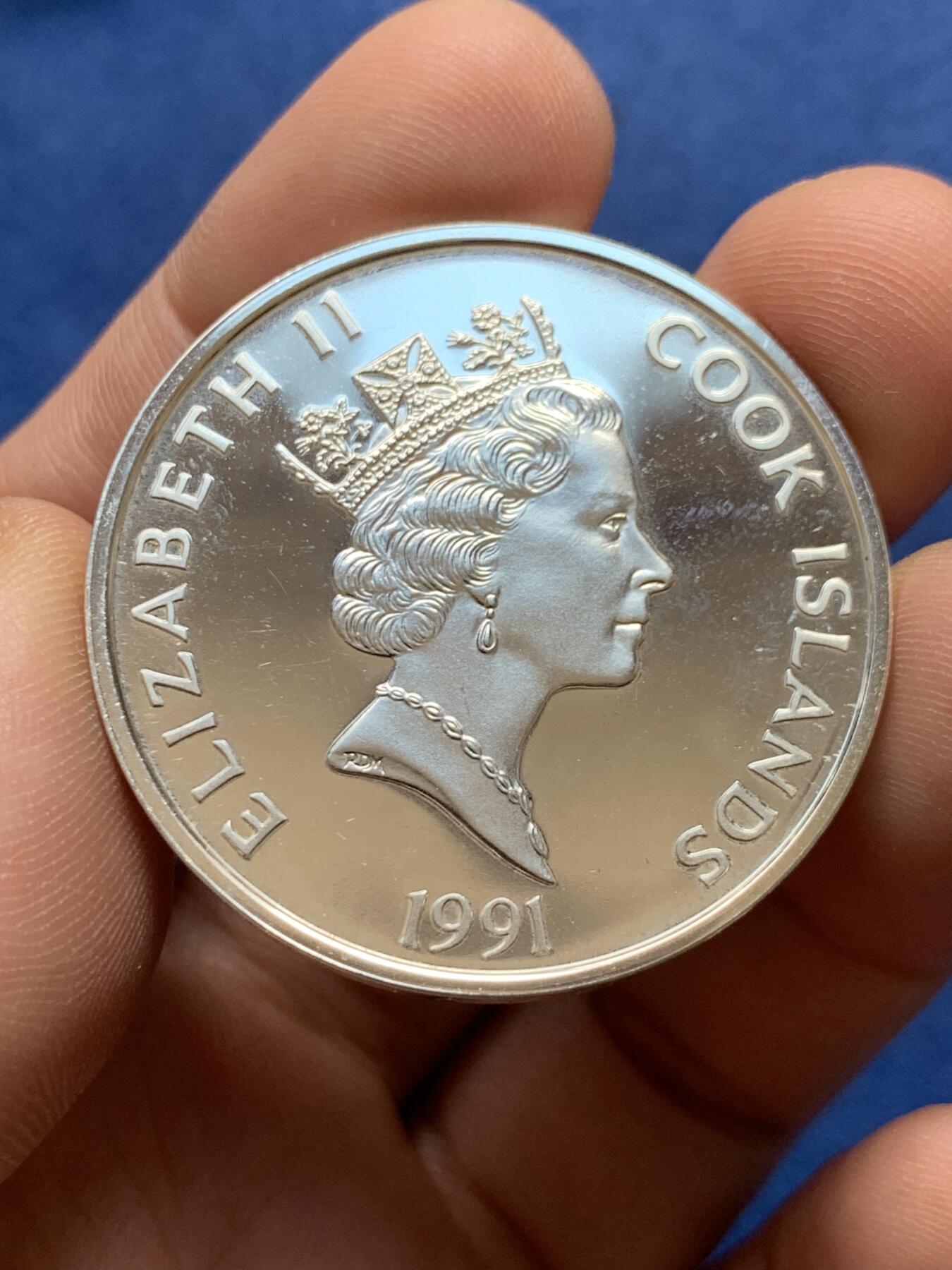 《竞宝斋》第434场 周日，周一2场连拍 （全场包邮） 库克群岛发现美洲500周年精制大银币 30克 925银