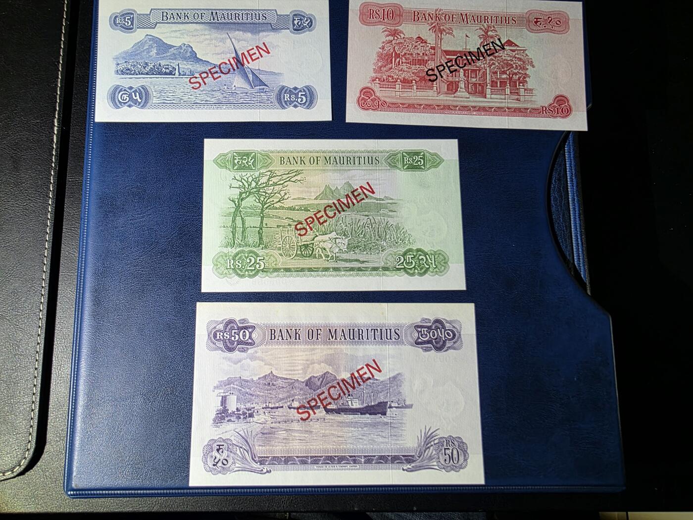 叁拾收藏第33期 毛里求斯戎装女王 样钞一套  UNC （个别有潮斑）