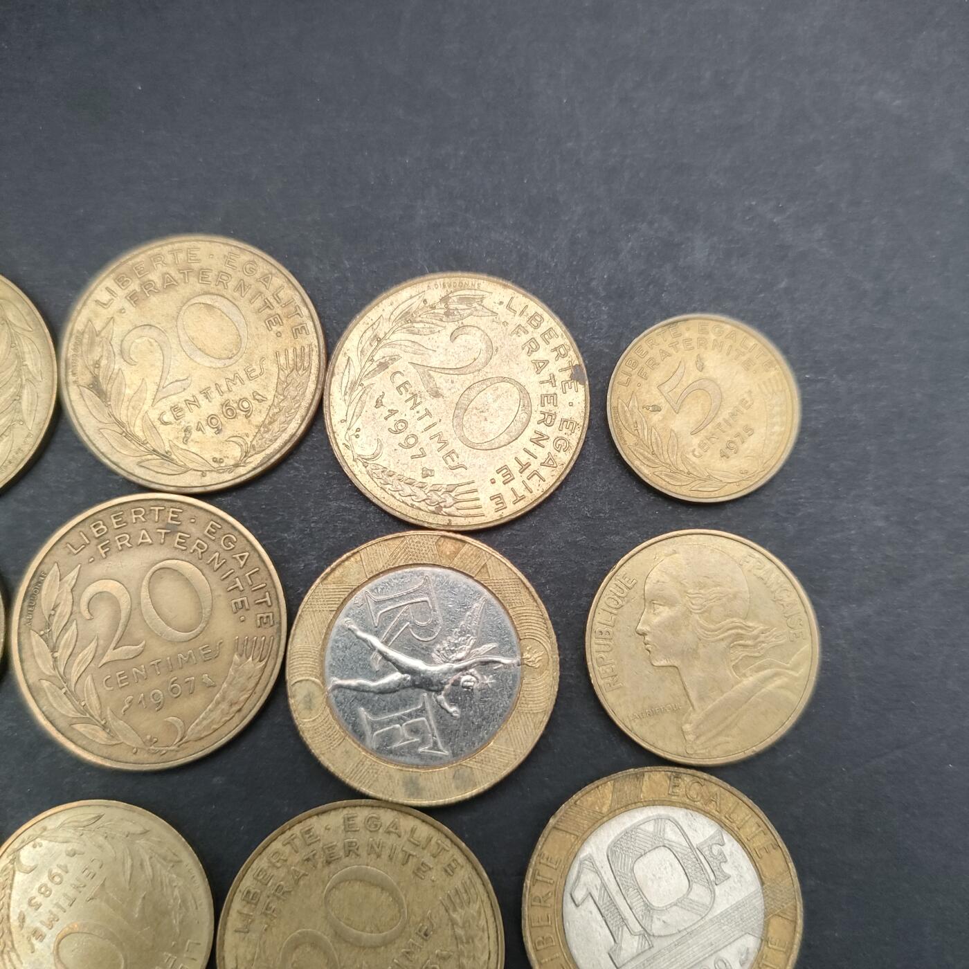 猩哥外币小铺➨【第200场】 法国12个