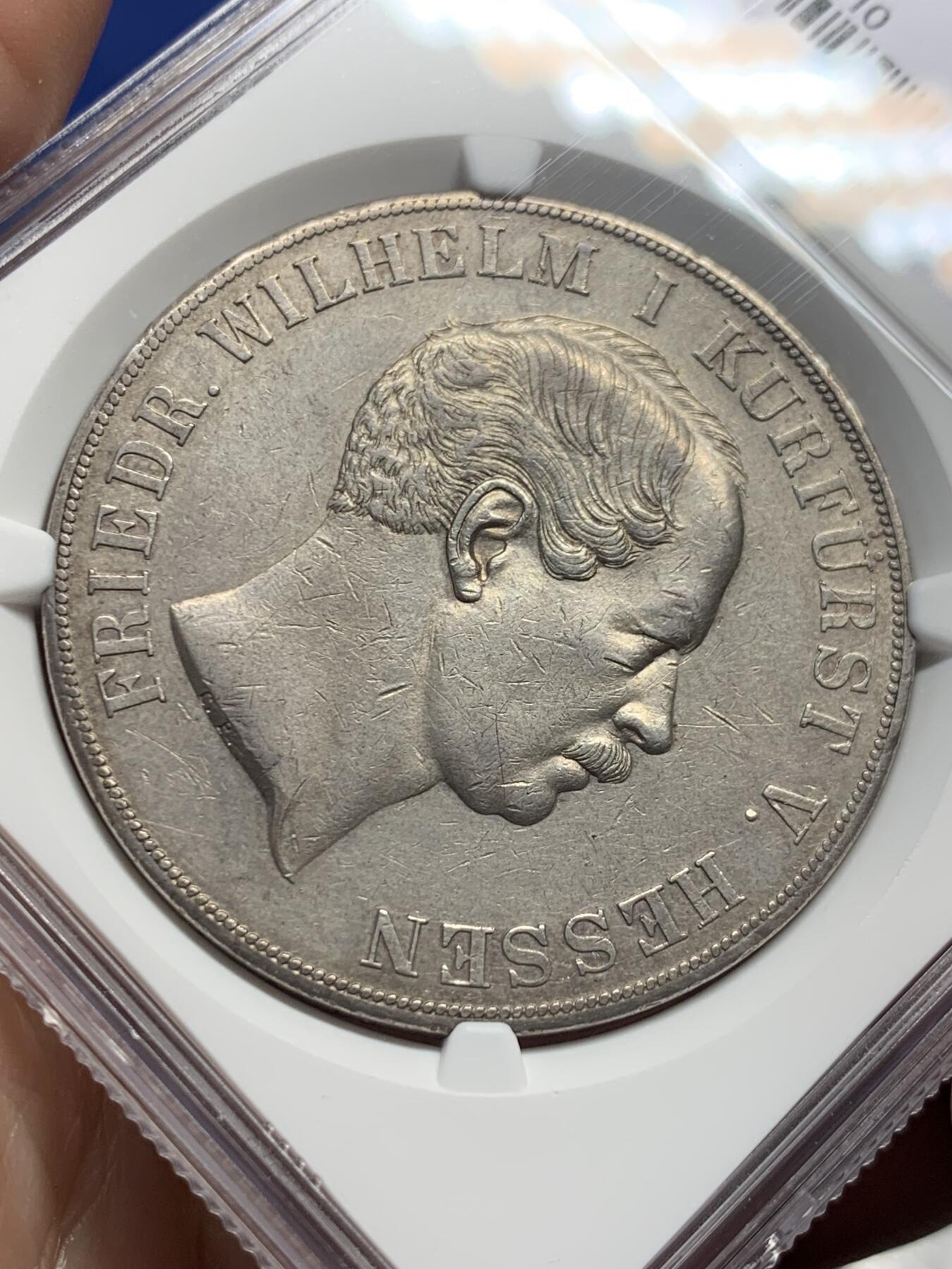 《竞宝斋》第434场 周日，周一2场连拍 （全场包邮） NGC AU 德国 1855年 黑森卡塞尔 2泰勒大银币 37克大窗帘 细节保存的很好