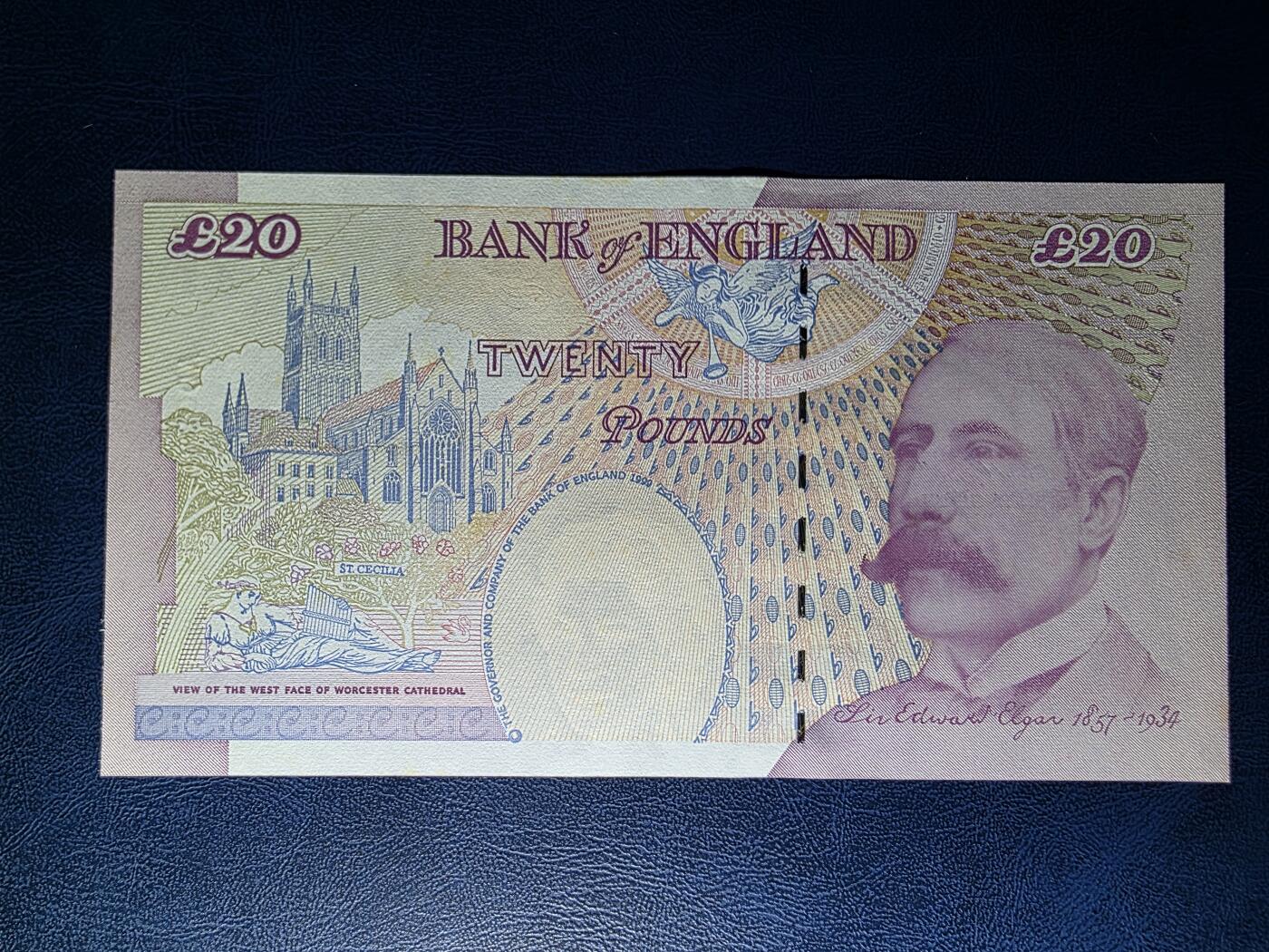 叁拾收藏第33期 英国E序列再版20镑  狮子号1111  UNC（有潮斑）