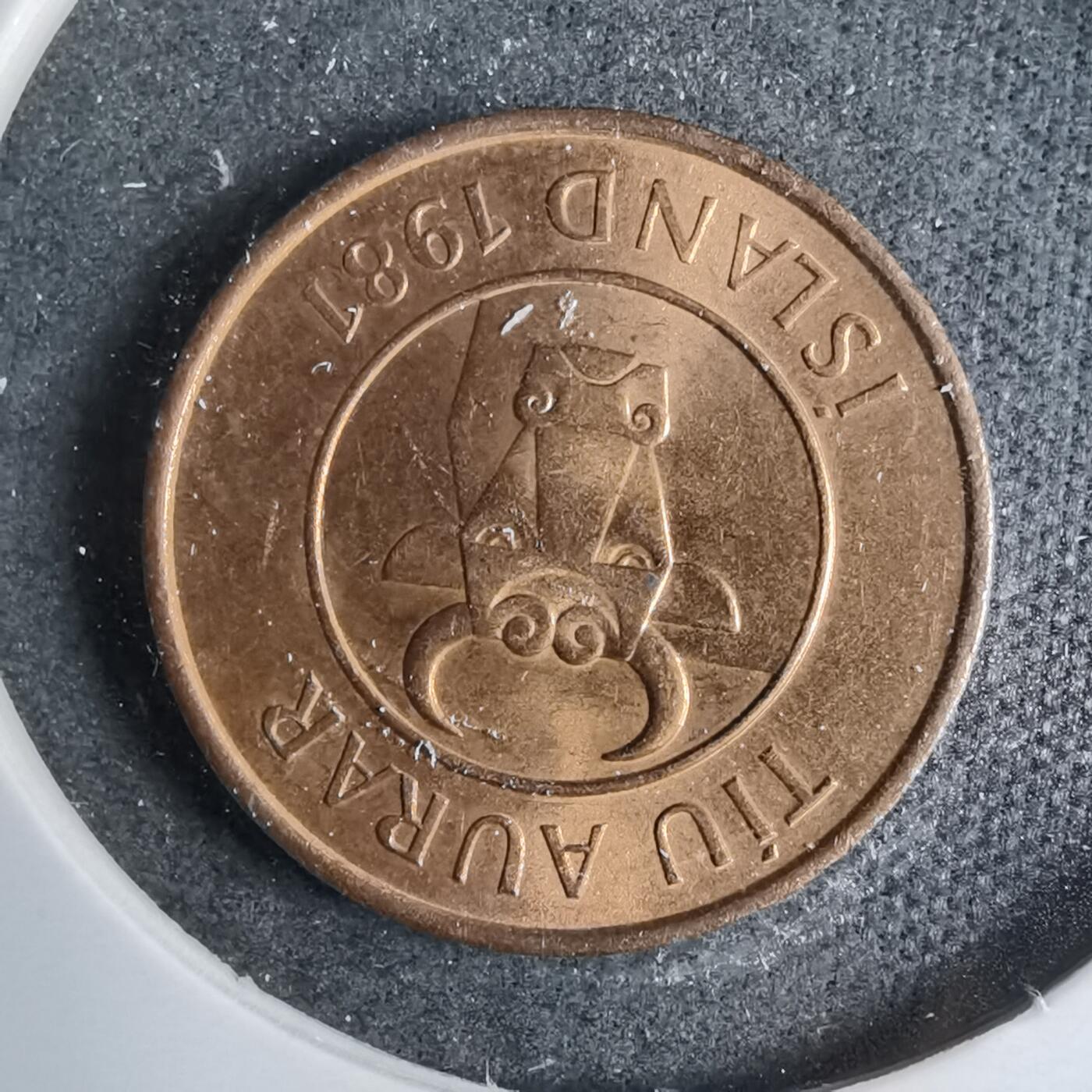 沼泽如烟--第889场 冰岛1981年10奥拉