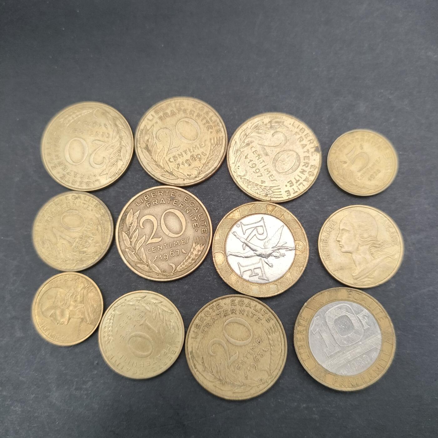 猩哥外币小铺➨【第200场】 法国12个