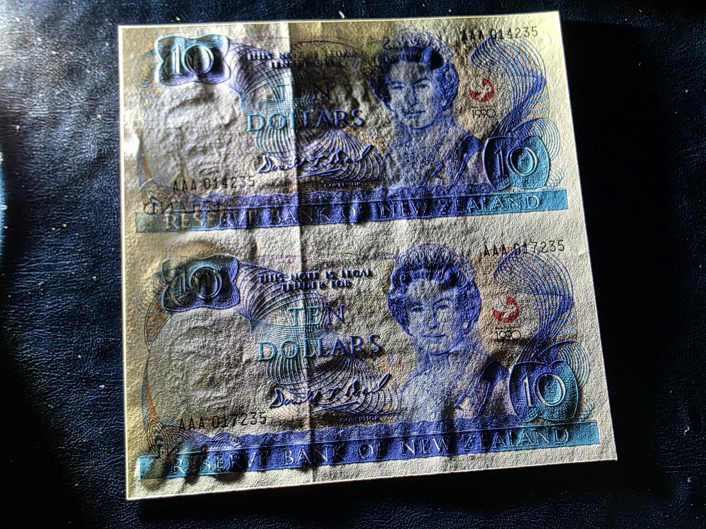 叁拾收藏第33期 新西兰90年10元  纪念钞  2连体  UNC  一张乱龙号