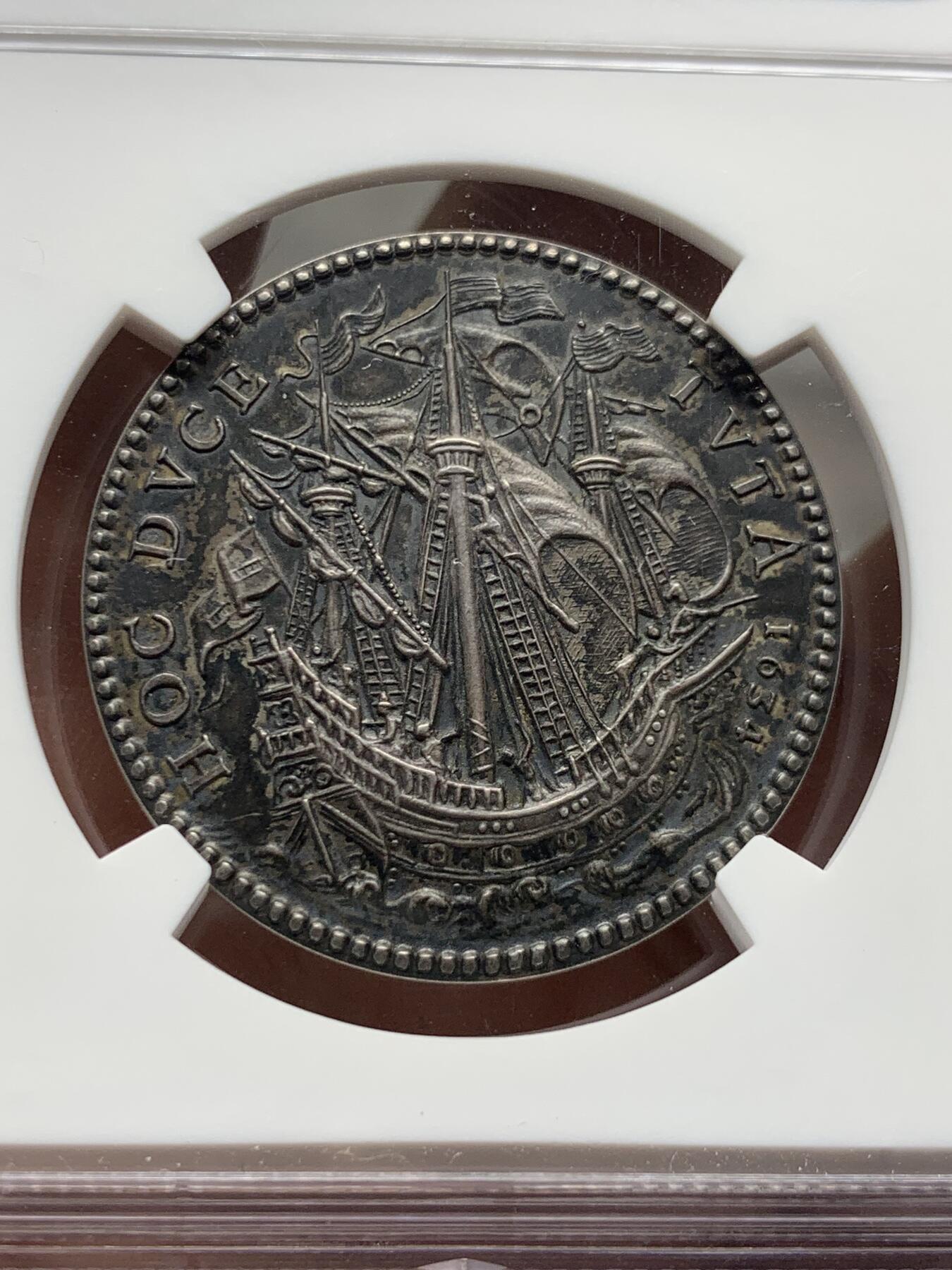 《竞宝斋》第434场 周日，周一2场连拍 （全场包邮） NGC MS63 法国红衣主教黎塞留公爵半身像纪念银代币 丰饶角银标 人像刻画细腻传神 作为商业航海总监 背面商船刻画鲜活 栩栩如生 作为早期代币 难得一见