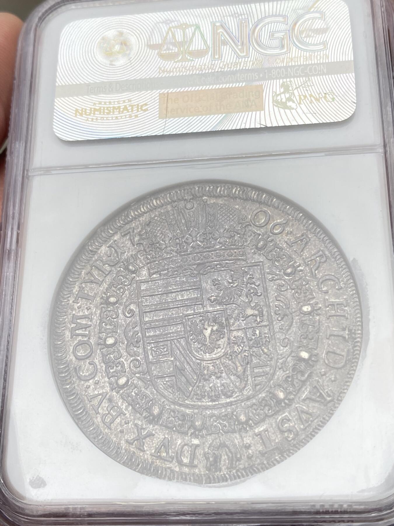 万国钱币拍卖第054期