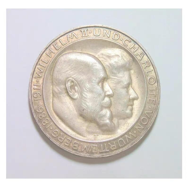 【银】德国符腾堡1911年 威廉二世银婚3马克银币 淡黄金彩 带原光
