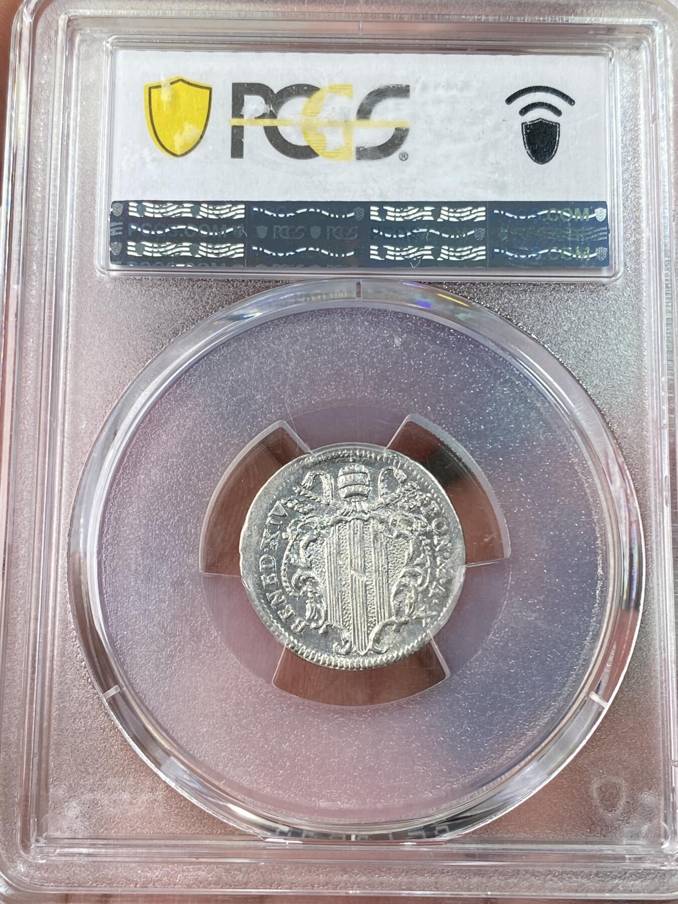 万国钱币拍卖第054期