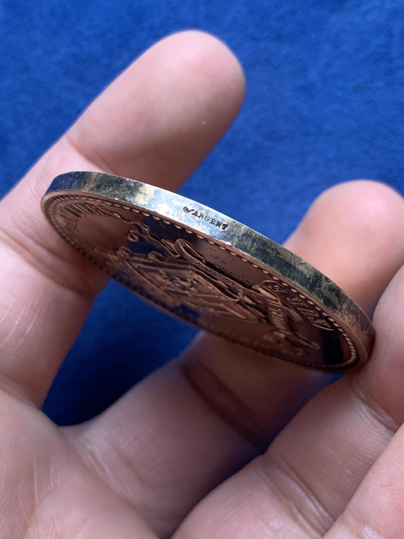 《竞宝斋》第434场 周日，周一2场连拍 （全场包邮） 稀有 法国卢维耶农业镀金大银章 46.7克 45.8mm 烟斗银标 未刻字