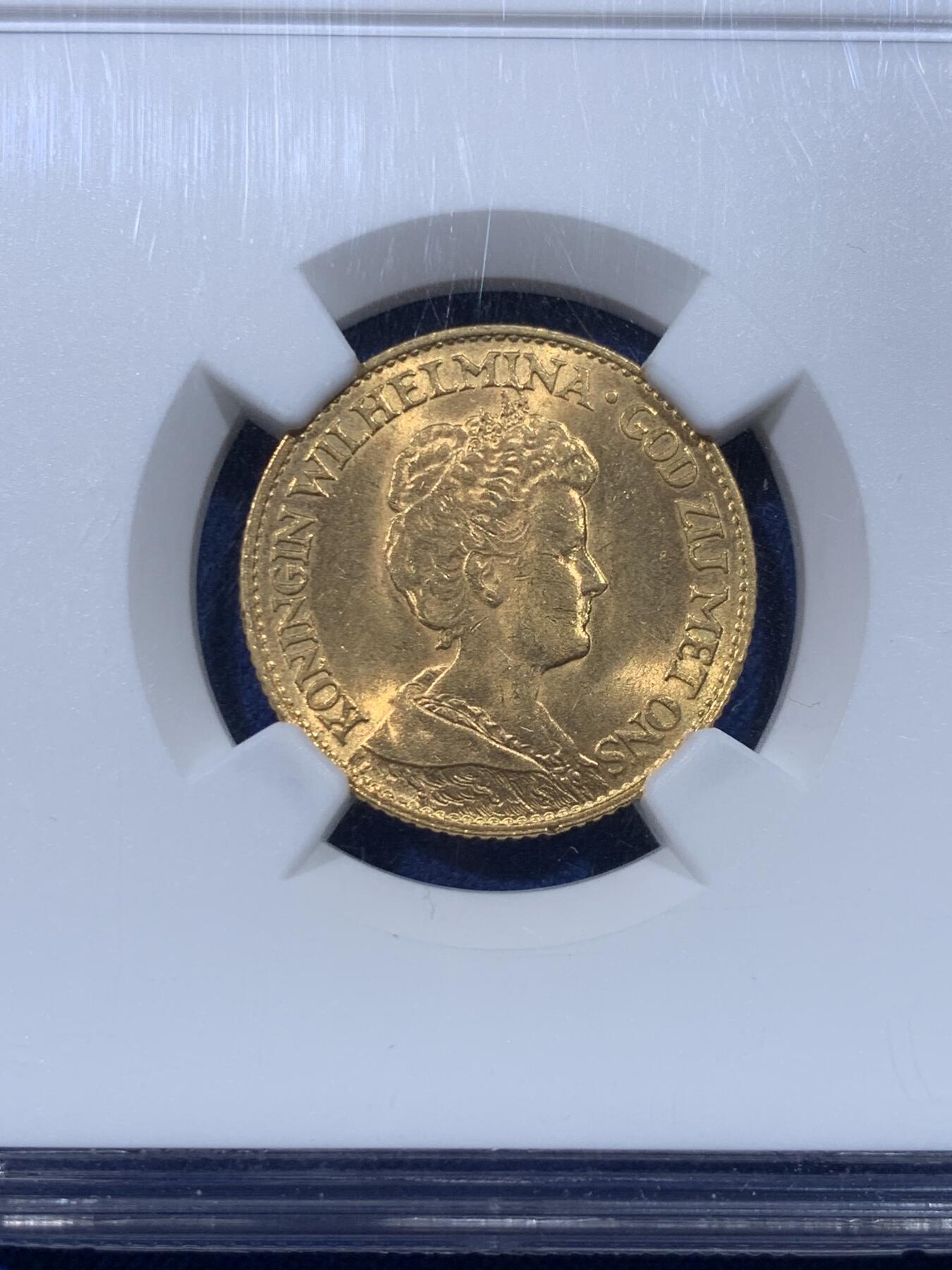 《竞宝斋》第434场 周日，周一2场连拍 （全场包邮） NGC MS64 荷兰1917年威廉明娜10盾金币 少妇版 900金 6.72克 车轮光金灿灿 热门好品潜力高