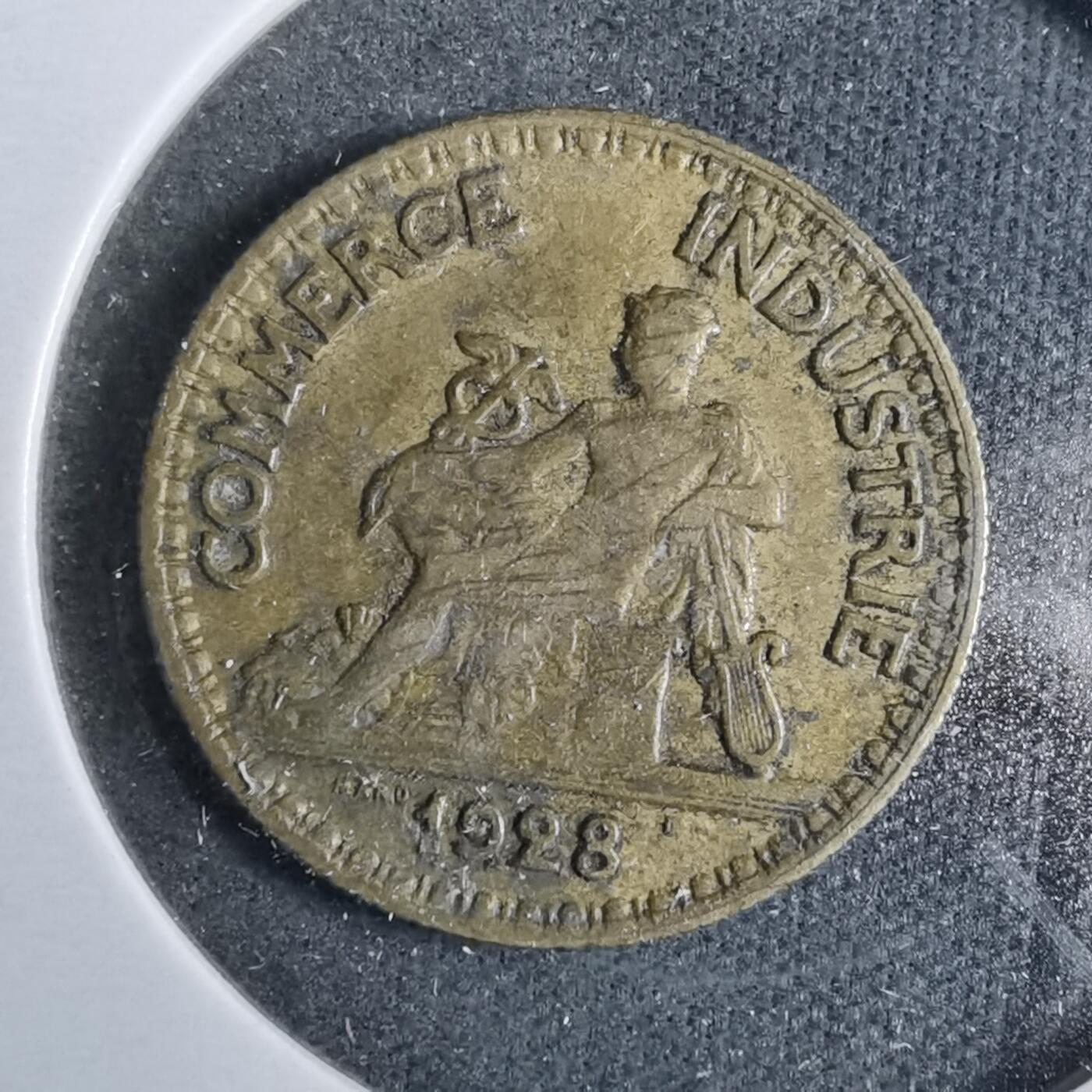 沼泽如烟--第889场 法国1928年50分