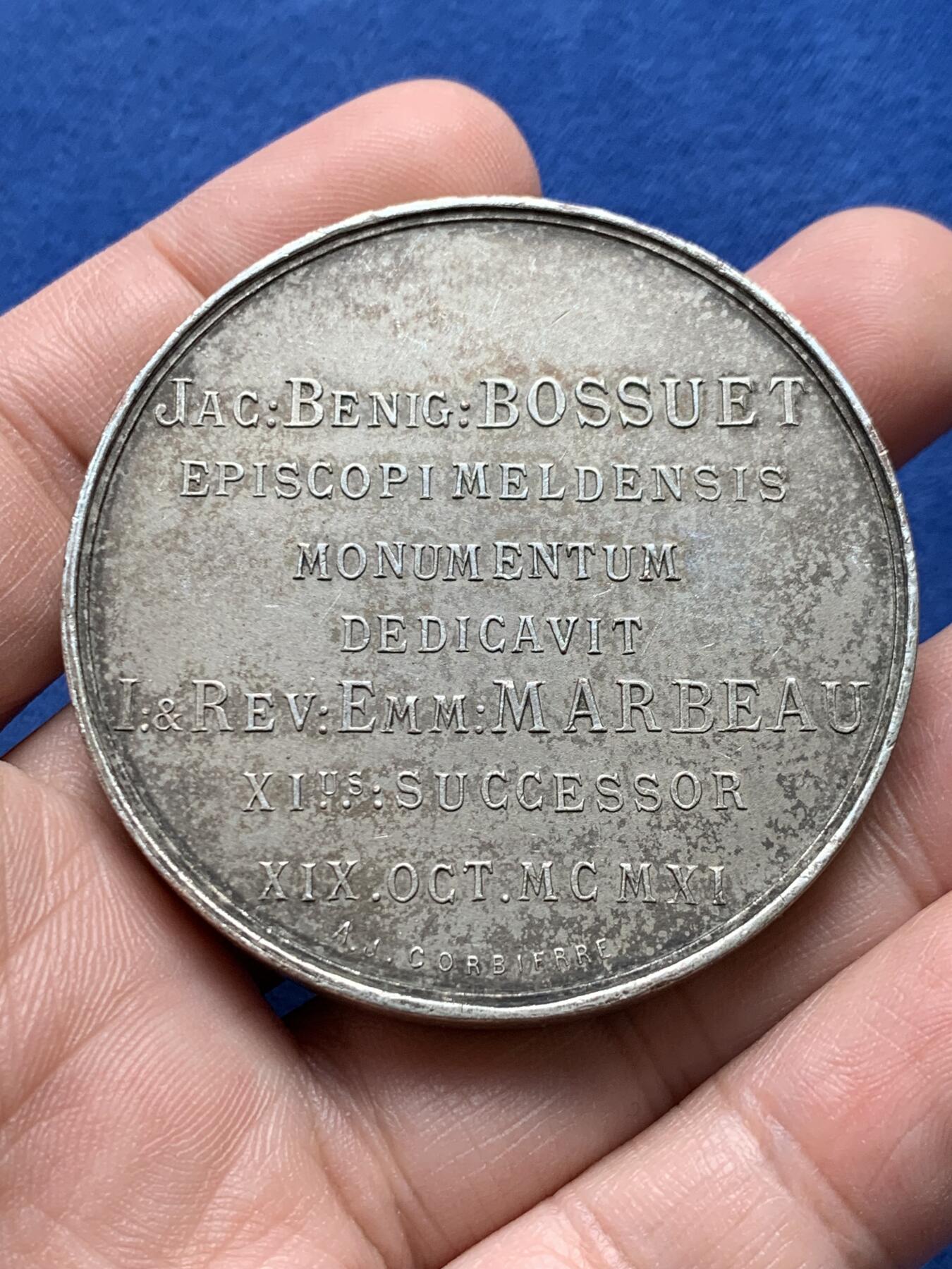 《竞宝斋》第434场 周日，周一2场连拍 （全场包邮） 莫城大主教雅克-贝尼涅·博须埃 镀银大铜章 手感一流 整体厚实 厚6mm 104.3克 直径52mm