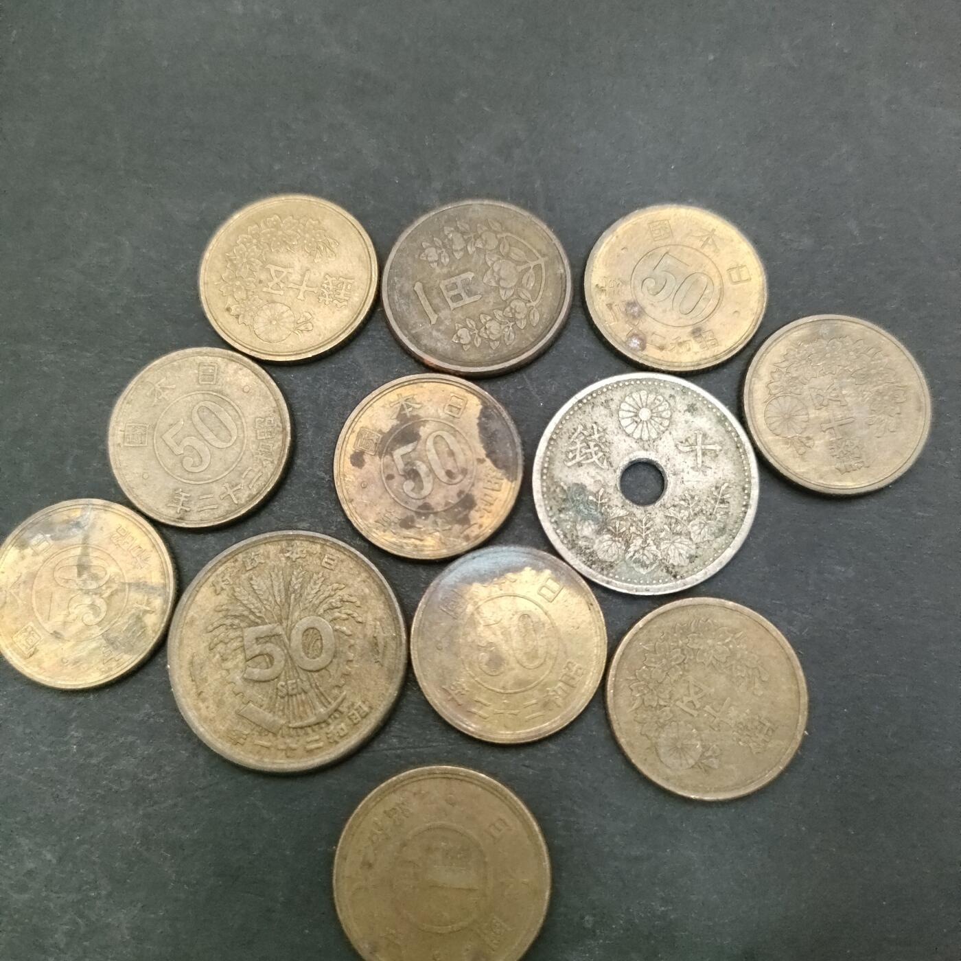 猩哥外币小铺➨【第200场】 日本12个