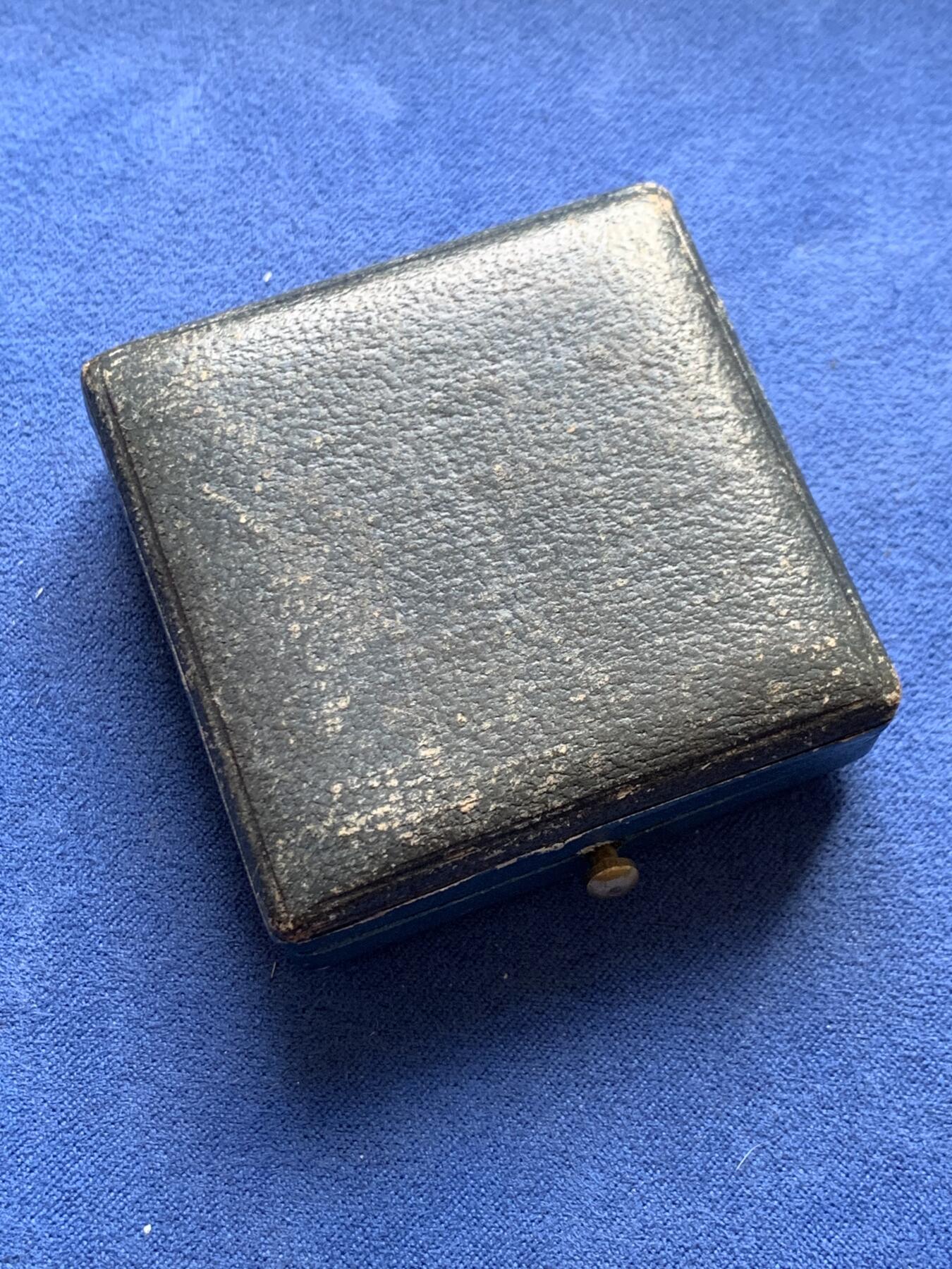 《竞宝斋》第434场 周日，周一2场连拍 （全场包邮） 法国婚礼银章 22克 36.1mm 丰饶角银标 带盒